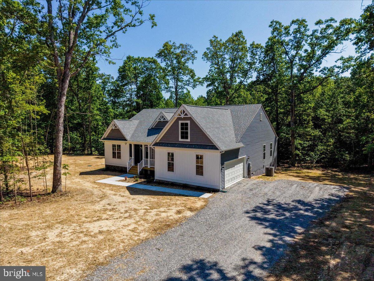 THE WATERS AT LAKE ANNA - Residential