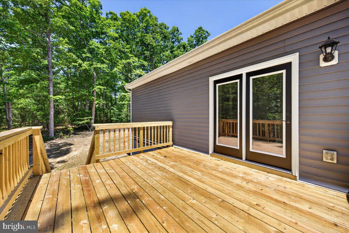 THE WATERS AT LAKE ANNA - Residential