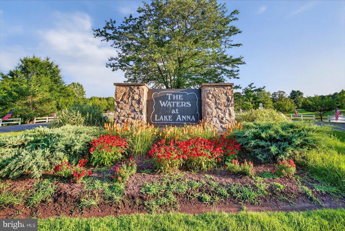 THE WATERS AT LAKE ANNA - Residential