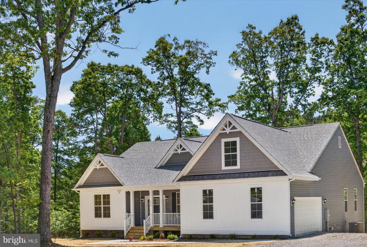 THE WATERS AT LAKE ANNA - Residential