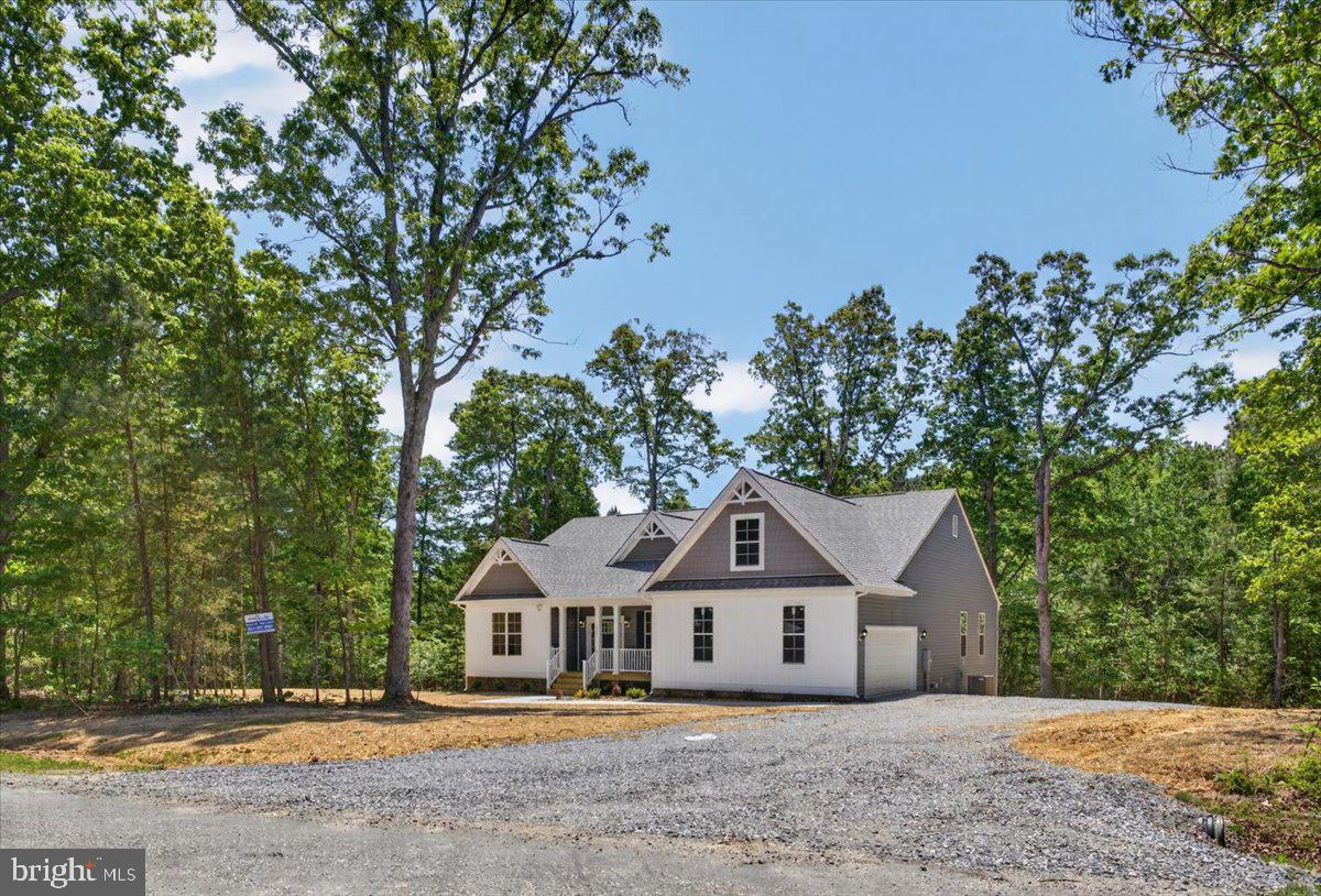 THE WATERS AT LAKE ANNA - Residential