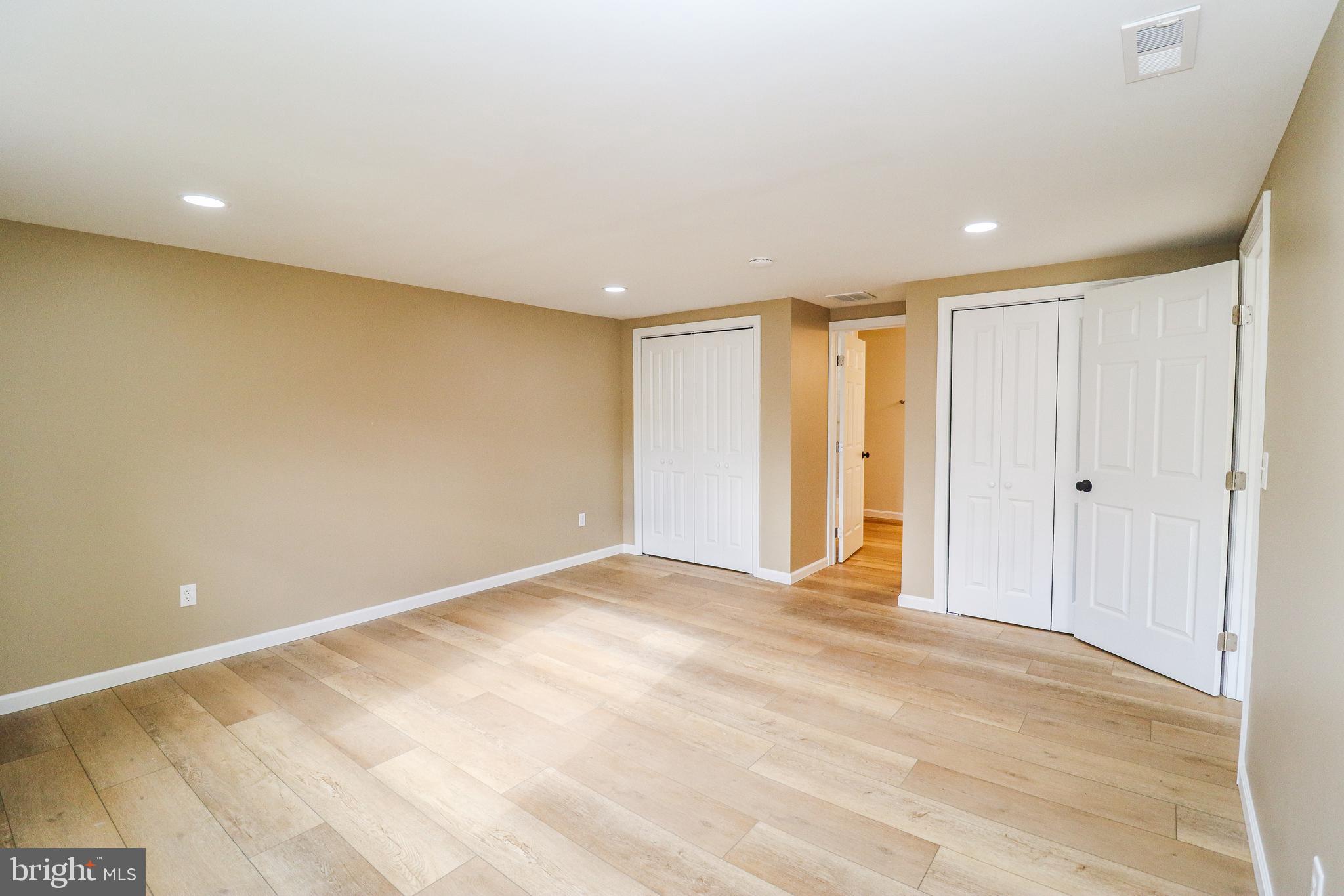 LINGLESTOWN - Commercial Sale