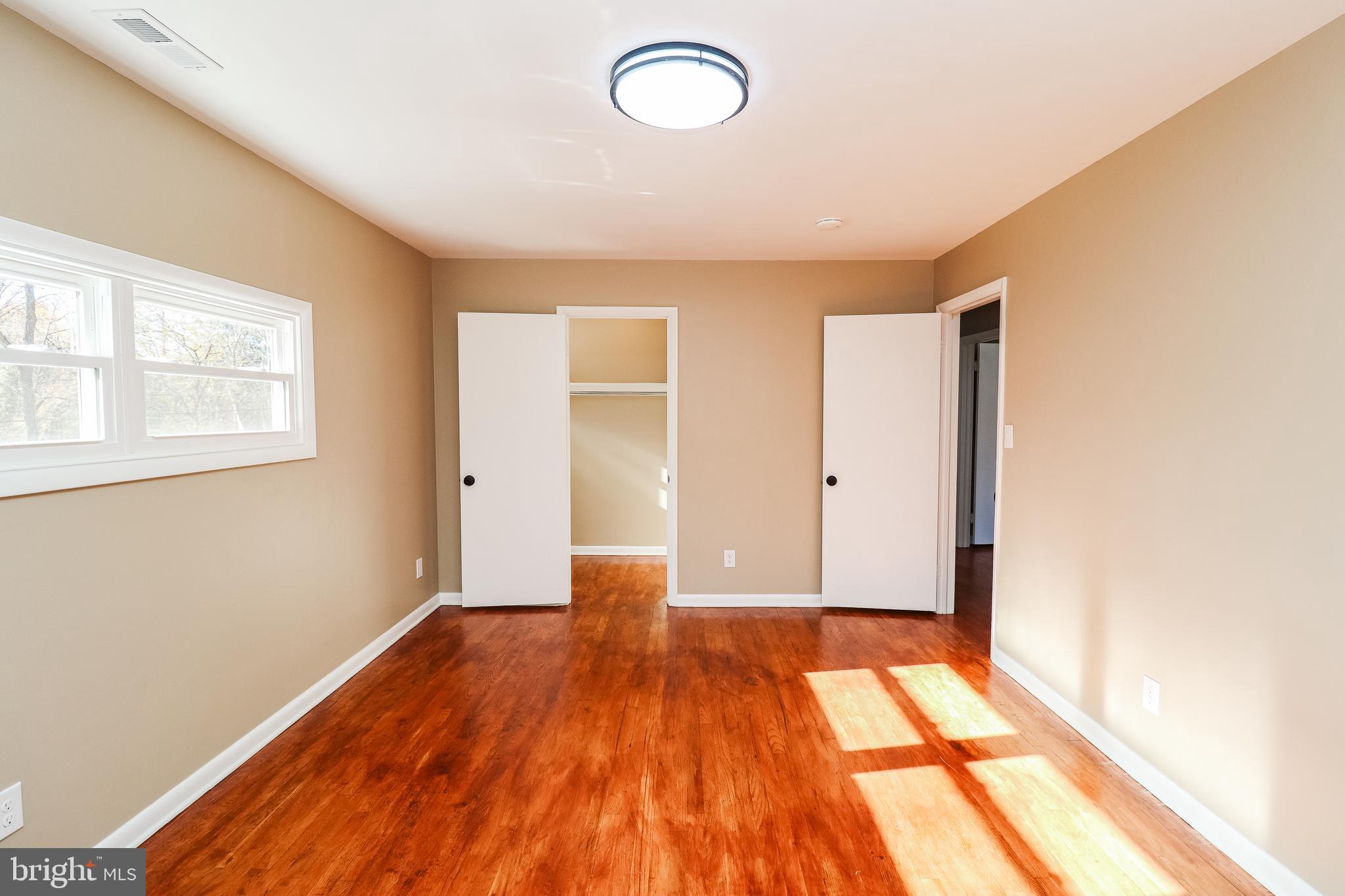 LINGLESTOWN - Commercial Sale