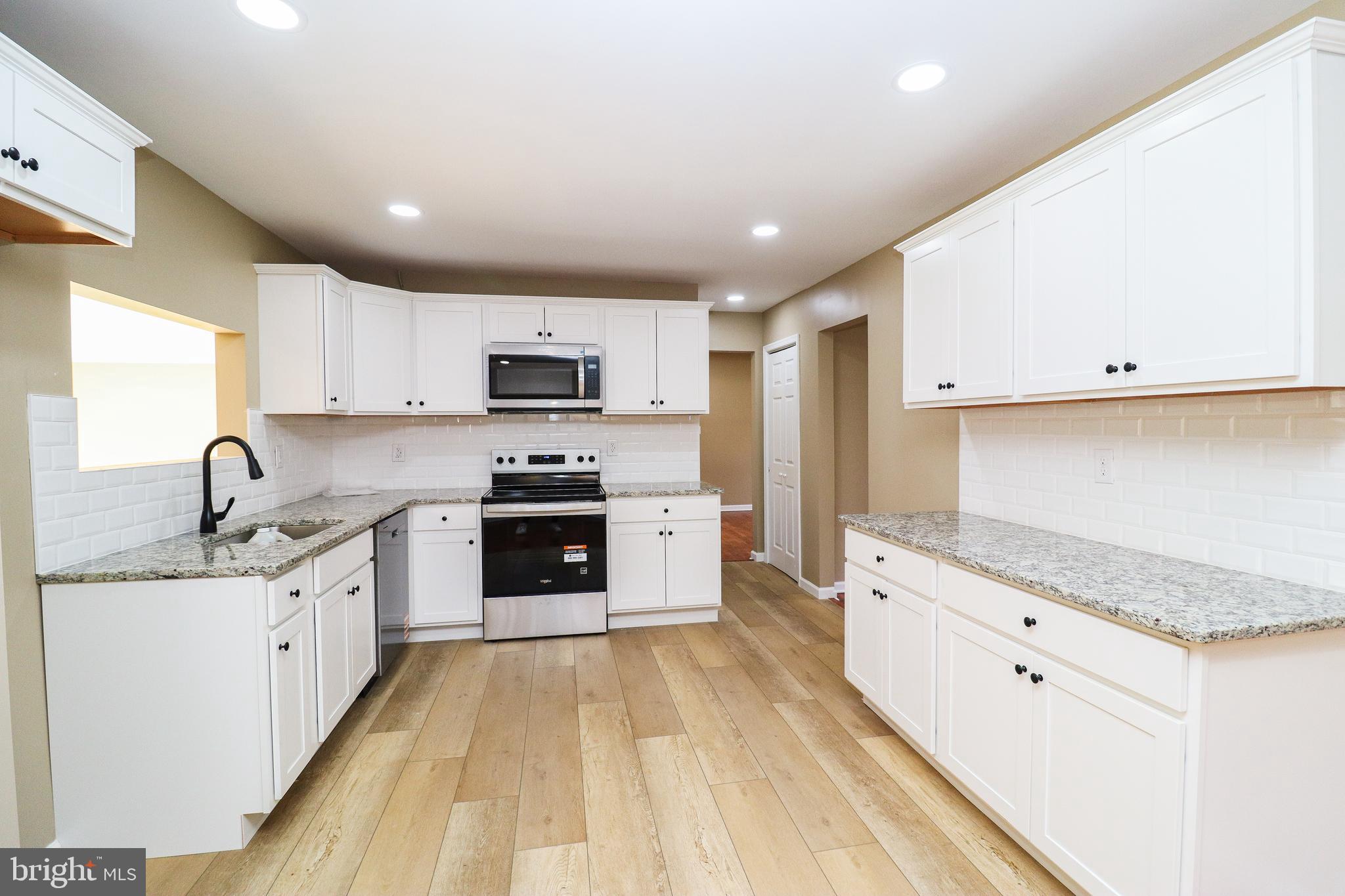 LINGLESTOWN - Commercial Sale