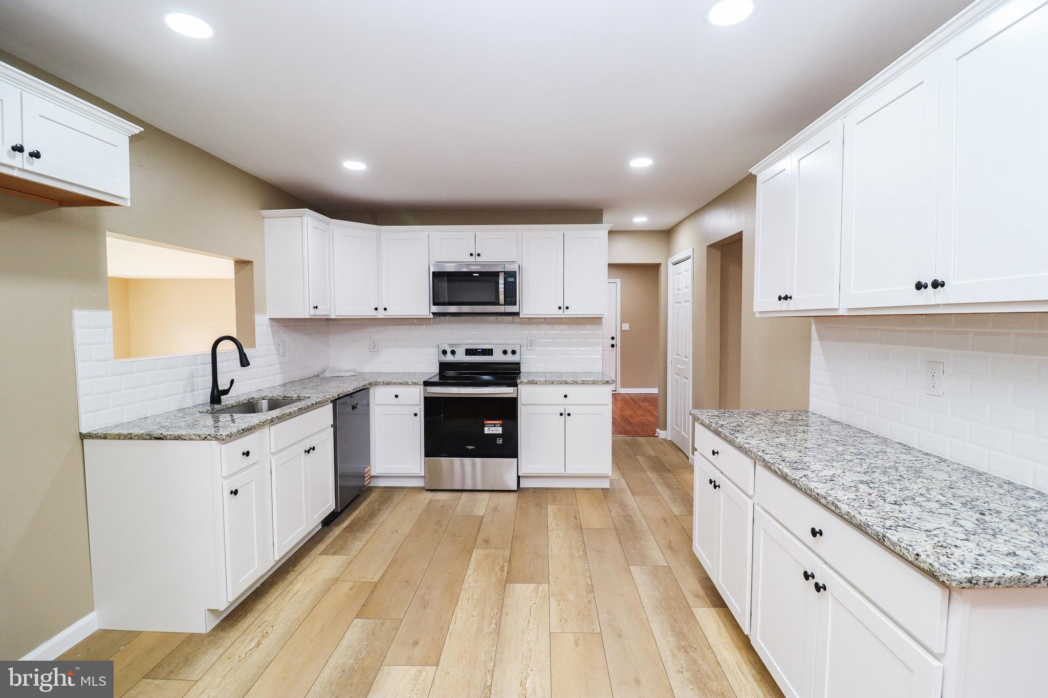 LINGLESTOWN - Commercial Sale