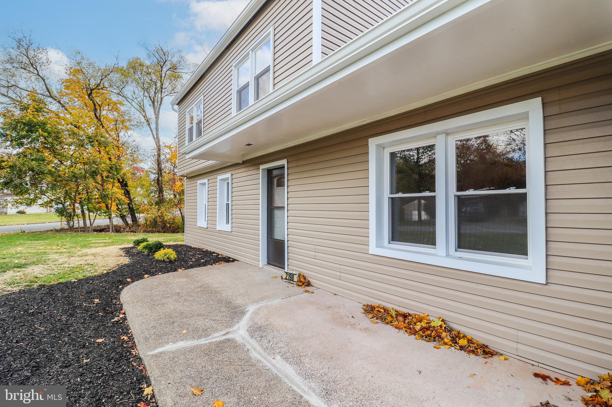 LINGLESTOWN - Commercial Sale