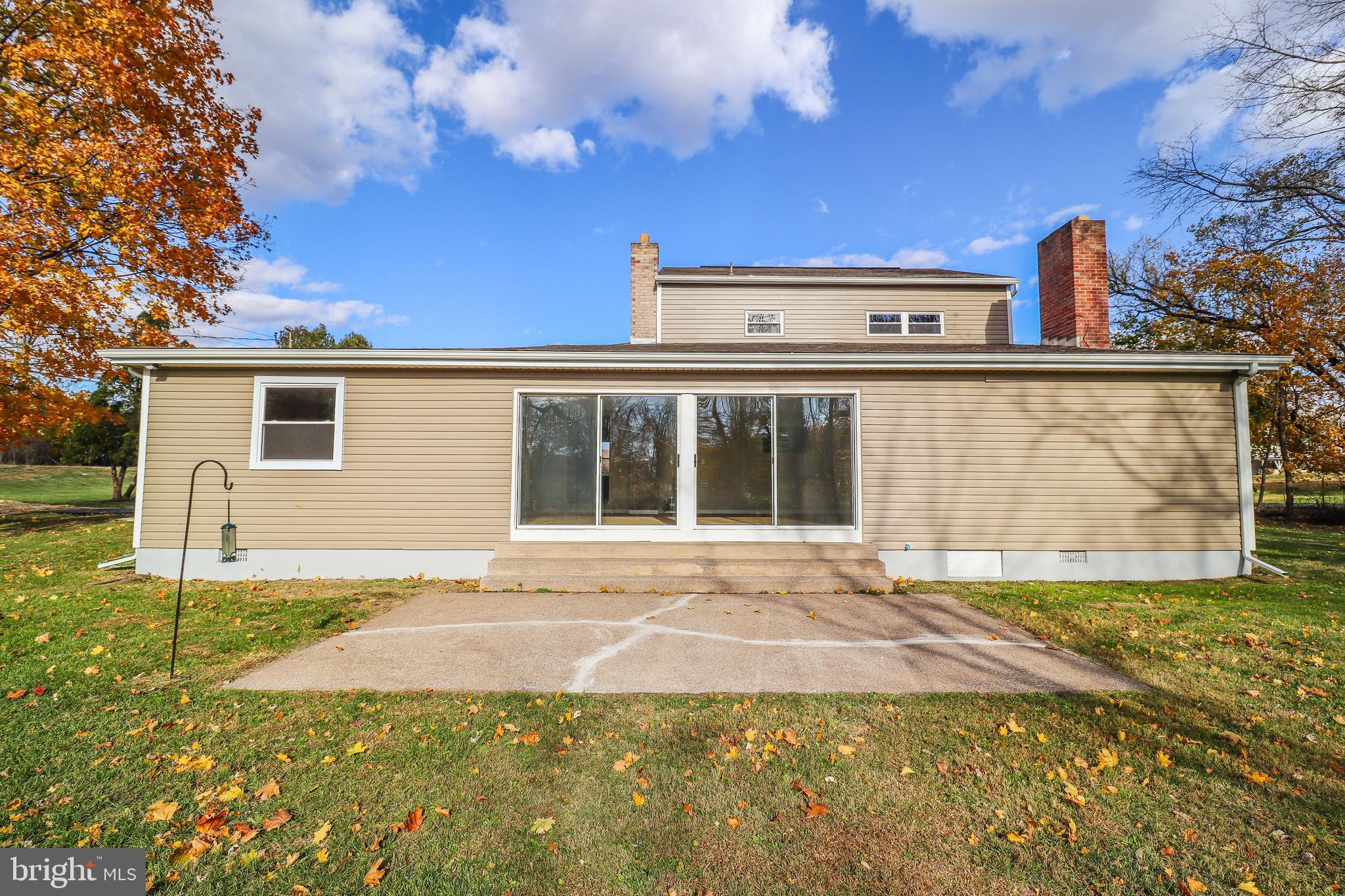 LINGLESTOWN - Commercial Sale