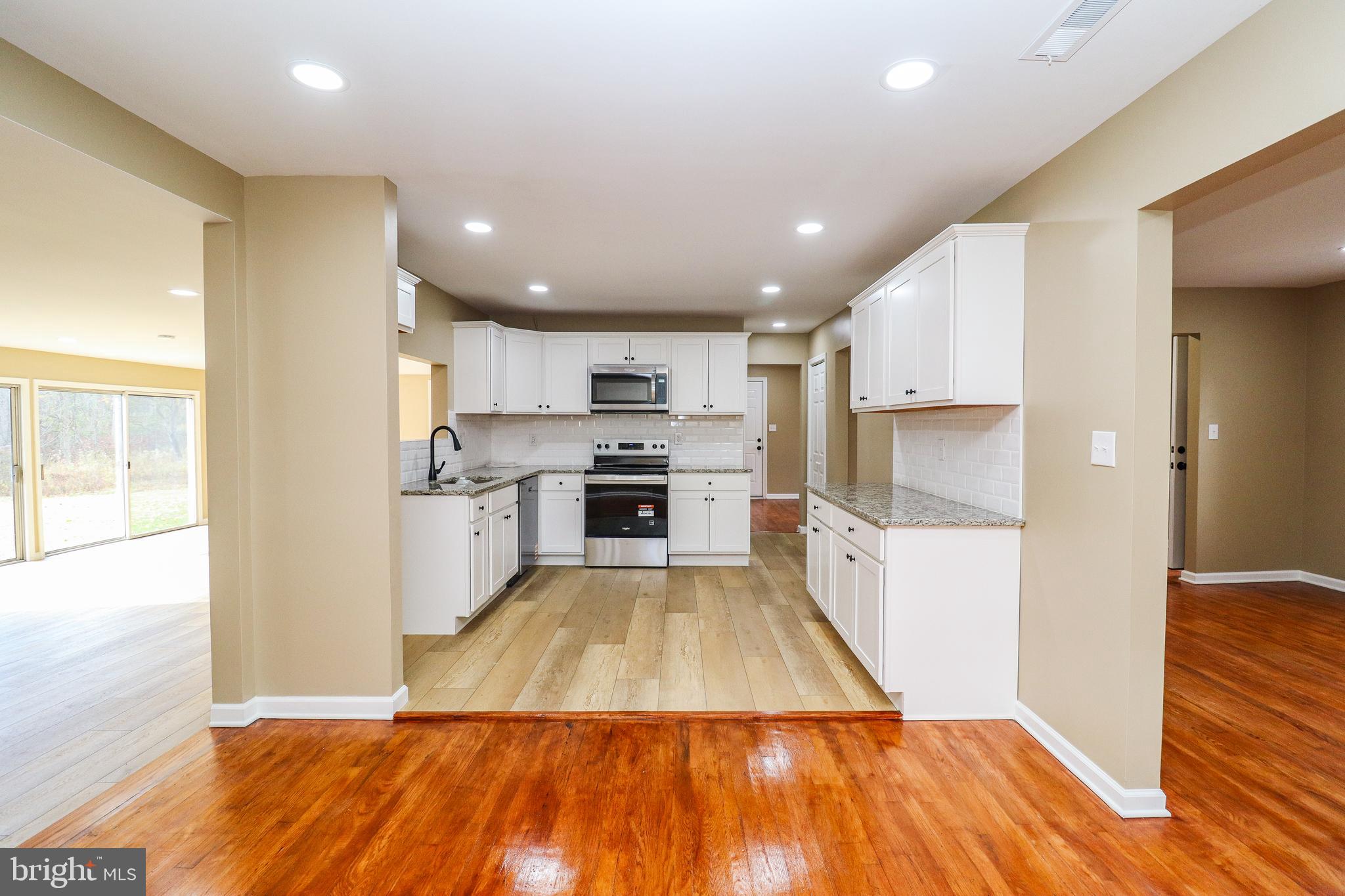 LINGLESTOWN - Commercial Sale