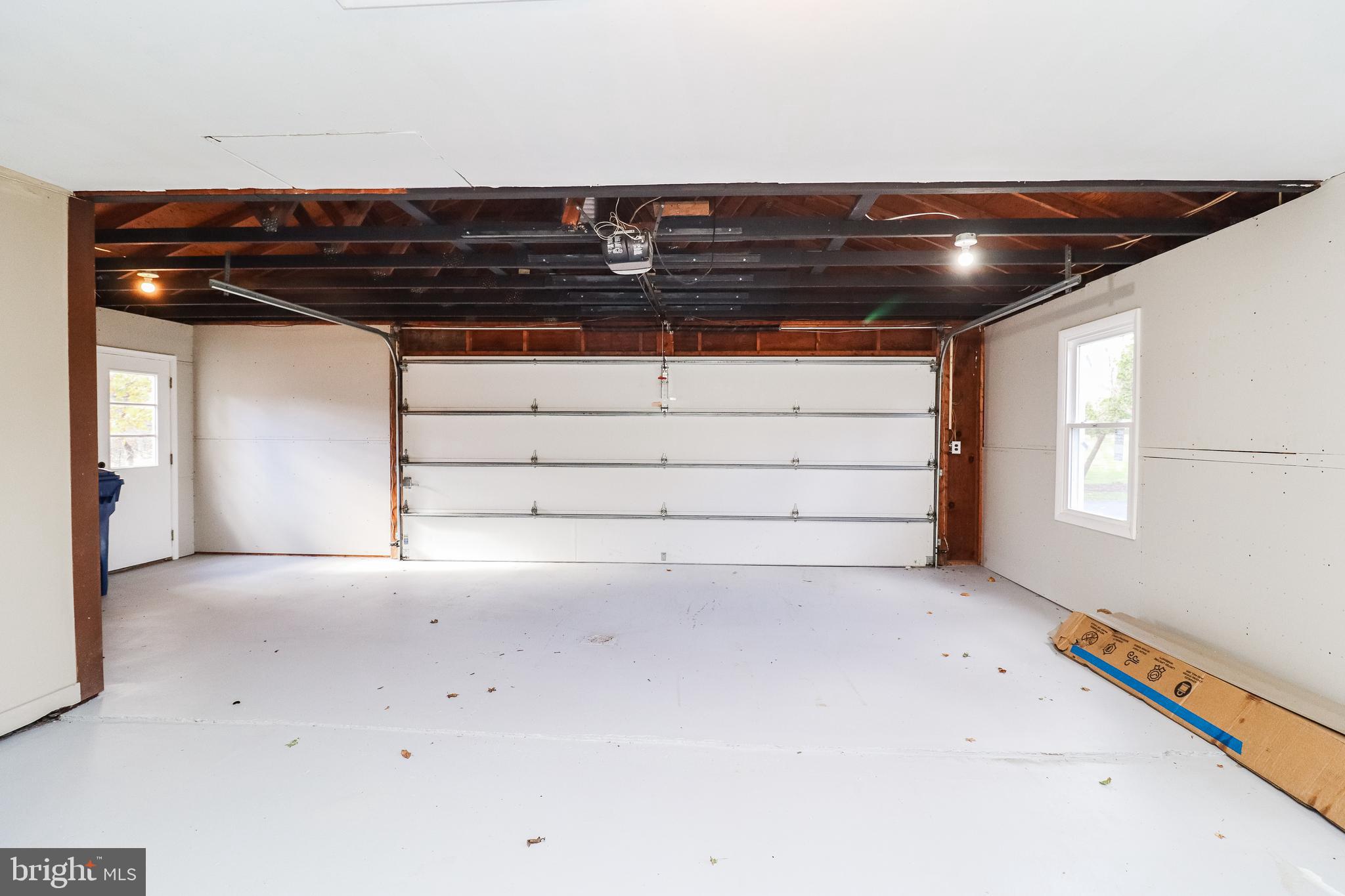 LINGLESTOWN - Commercial Sale