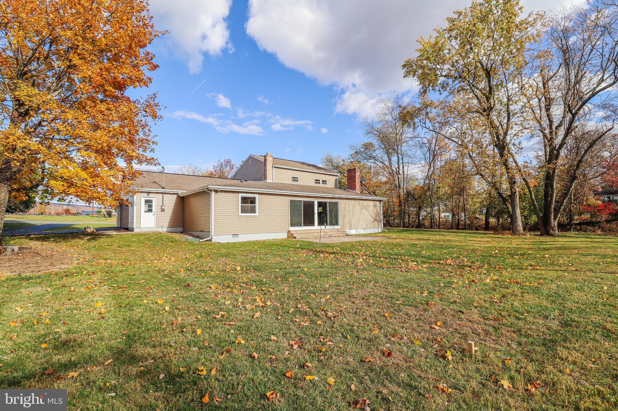 LINGLESTOWN - Commercial Sale