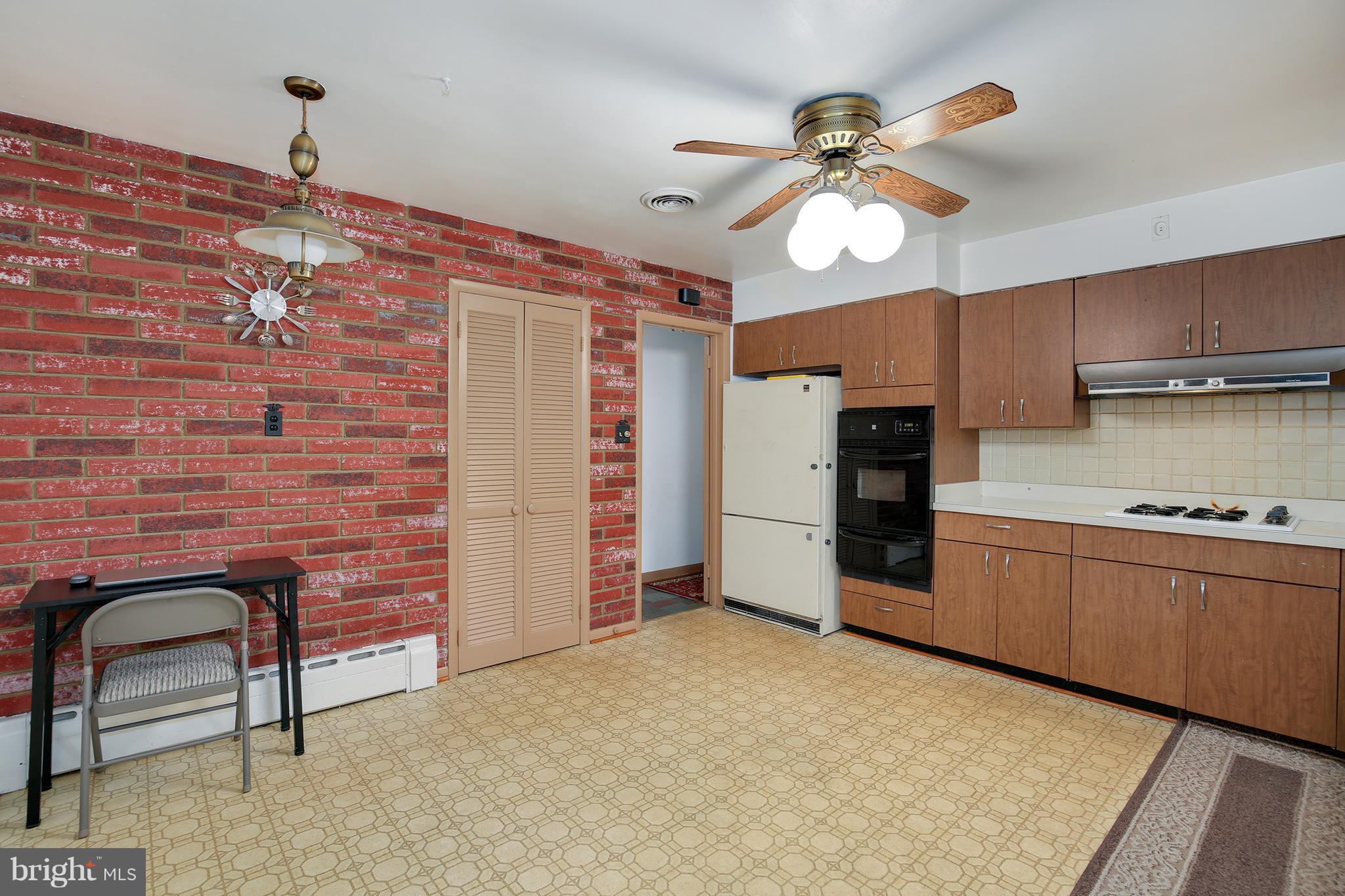 WILTON ACRES - Residential