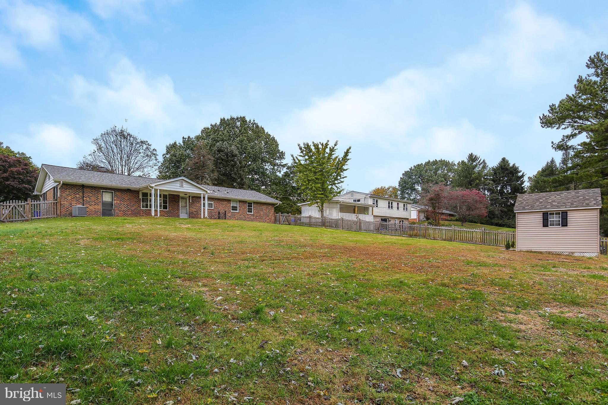 WILTON ACRES - Residential