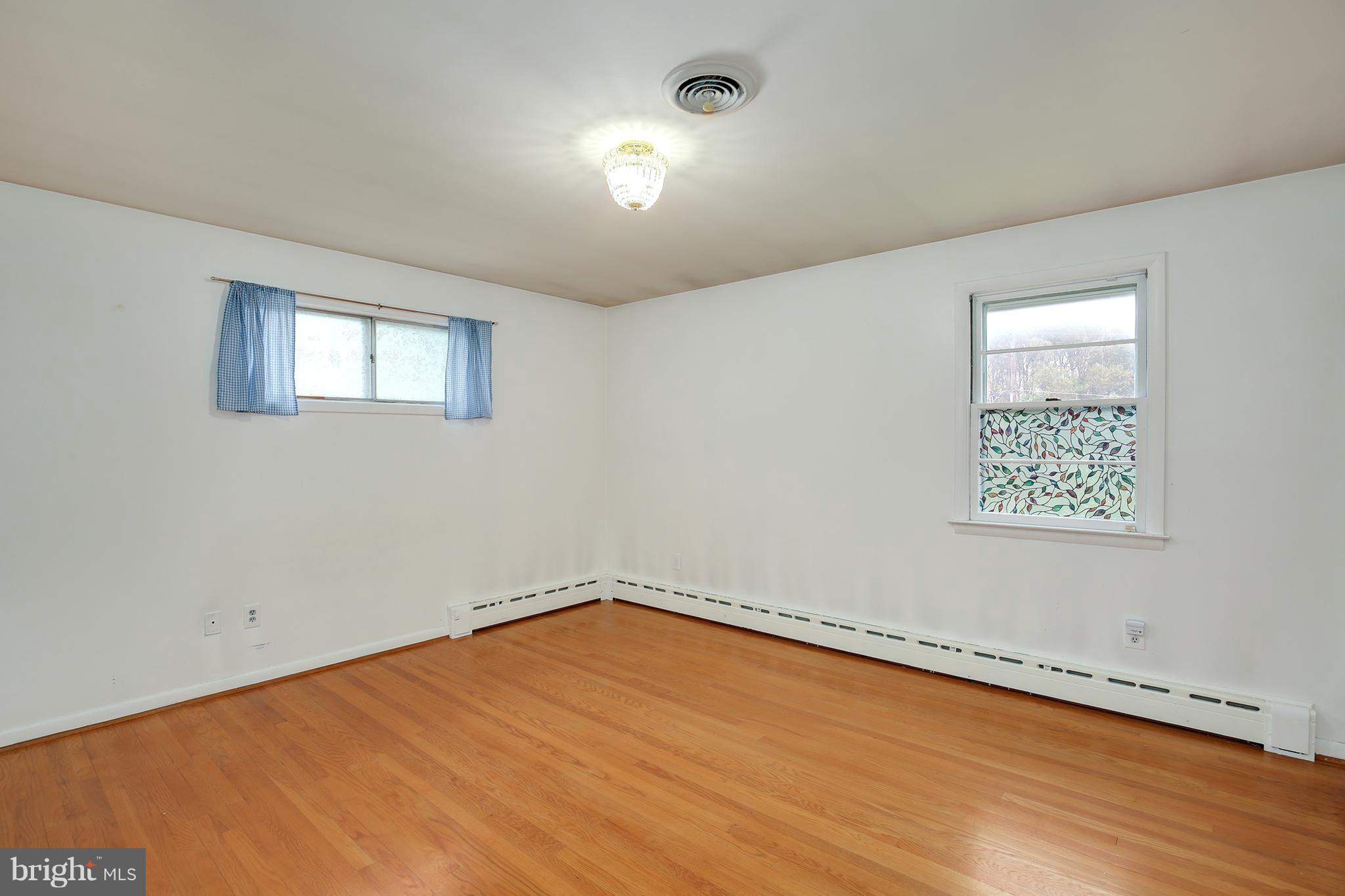 WILTON ACRES - Residential