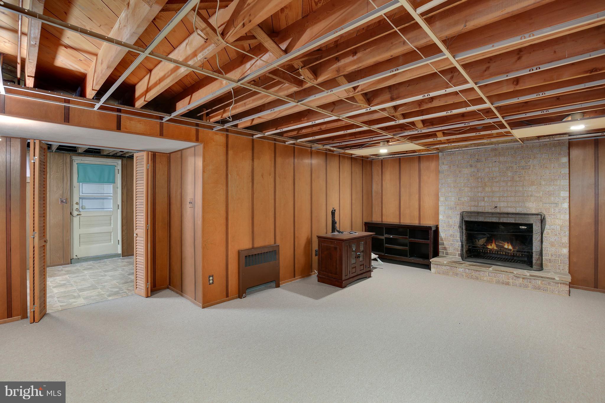 WILTON ACRES - Residential