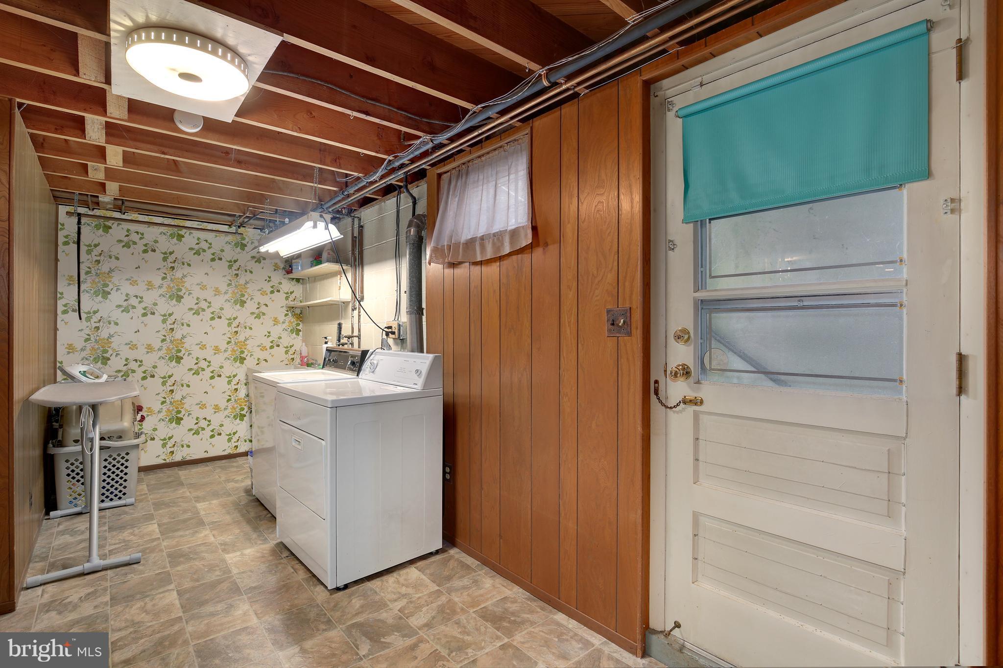 WILTON ACRES - Residential