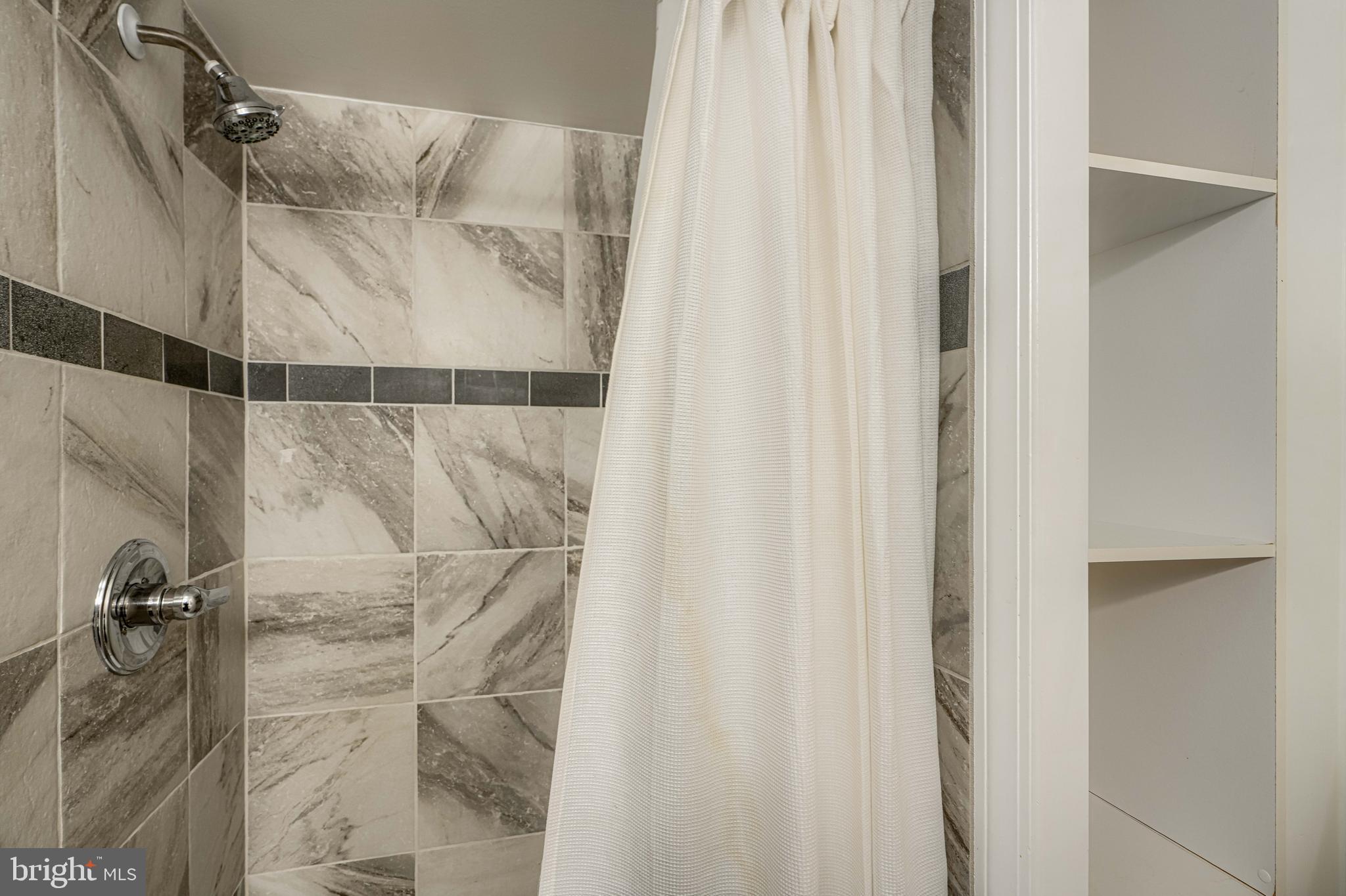 RUXTON - Residential