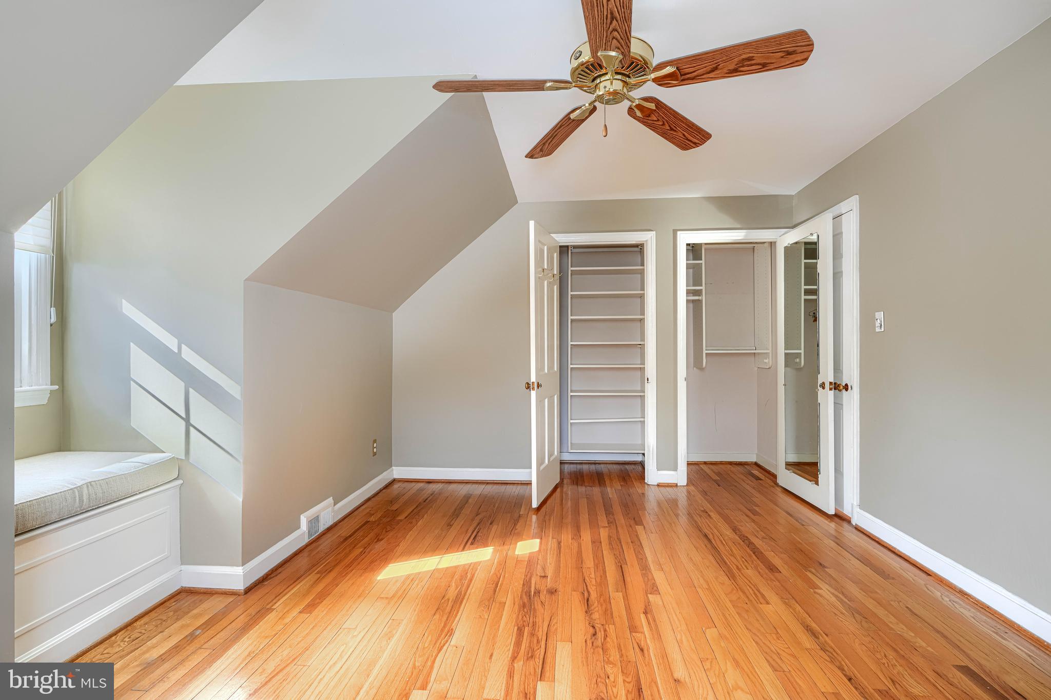 RUXTON - Residential