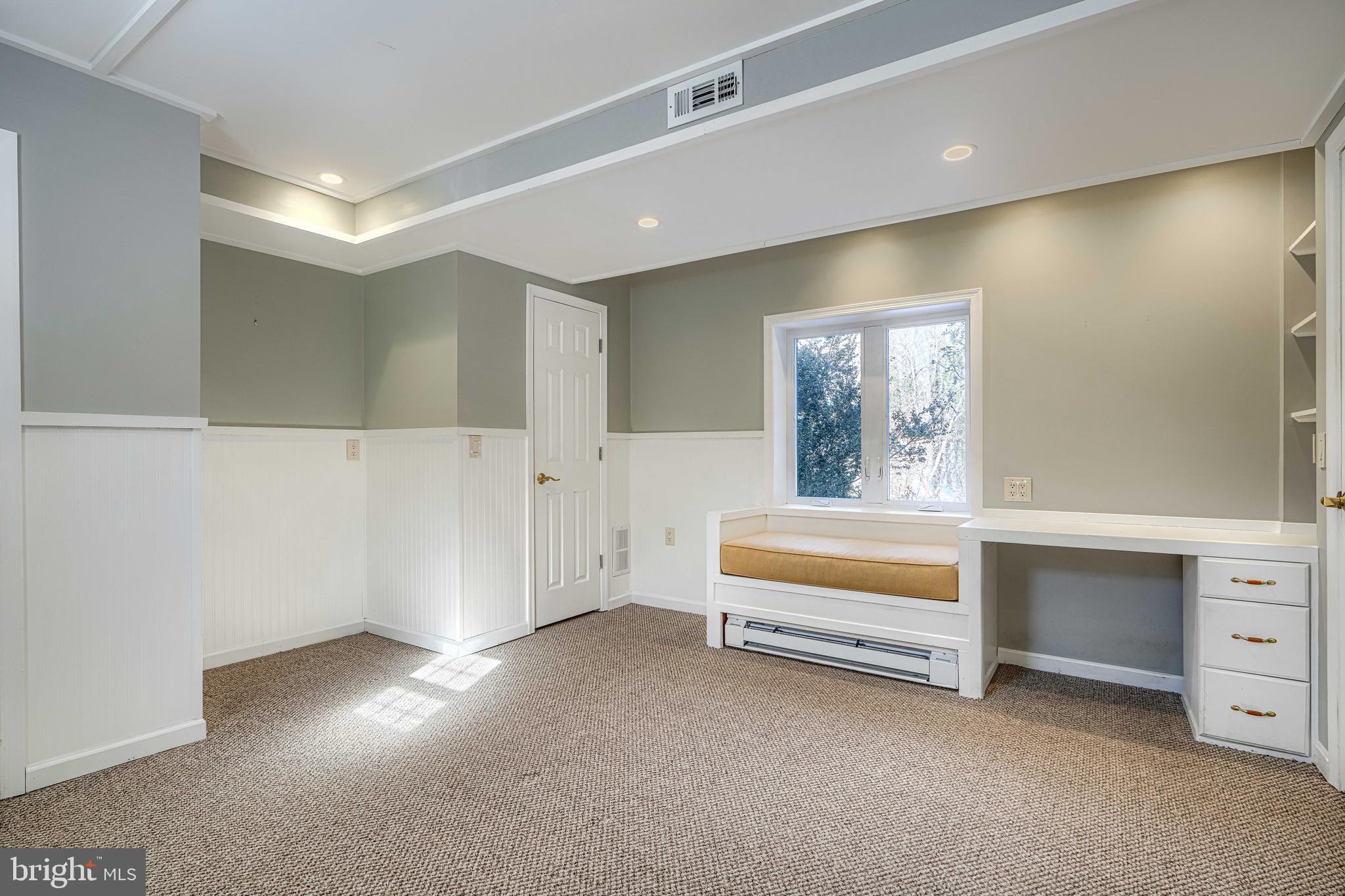 RUXTON - Residential