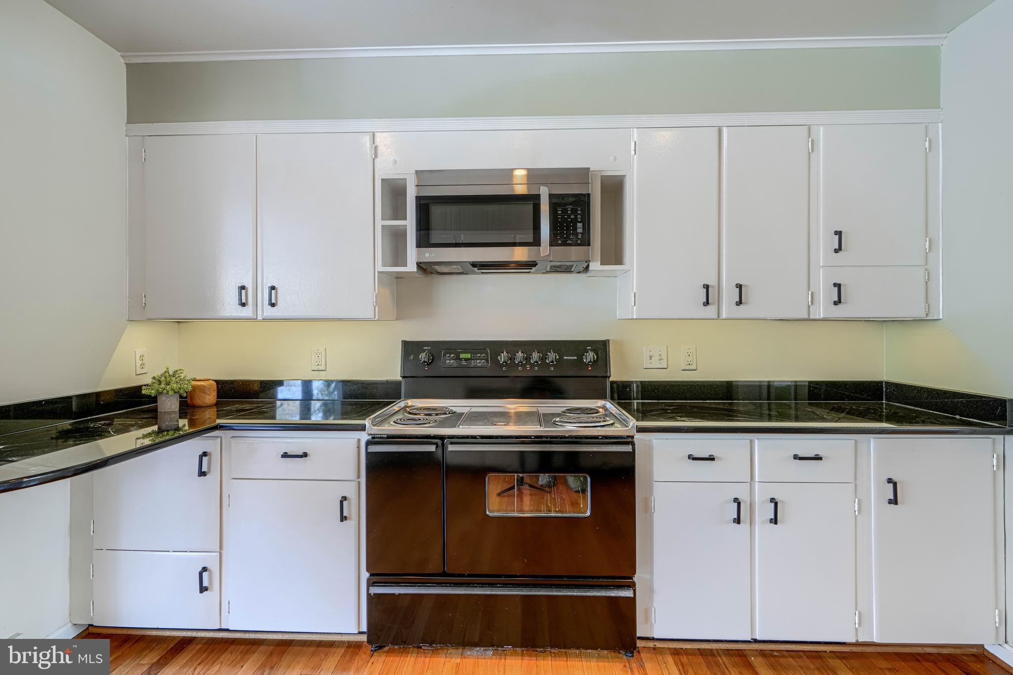 RUXTON - Residential