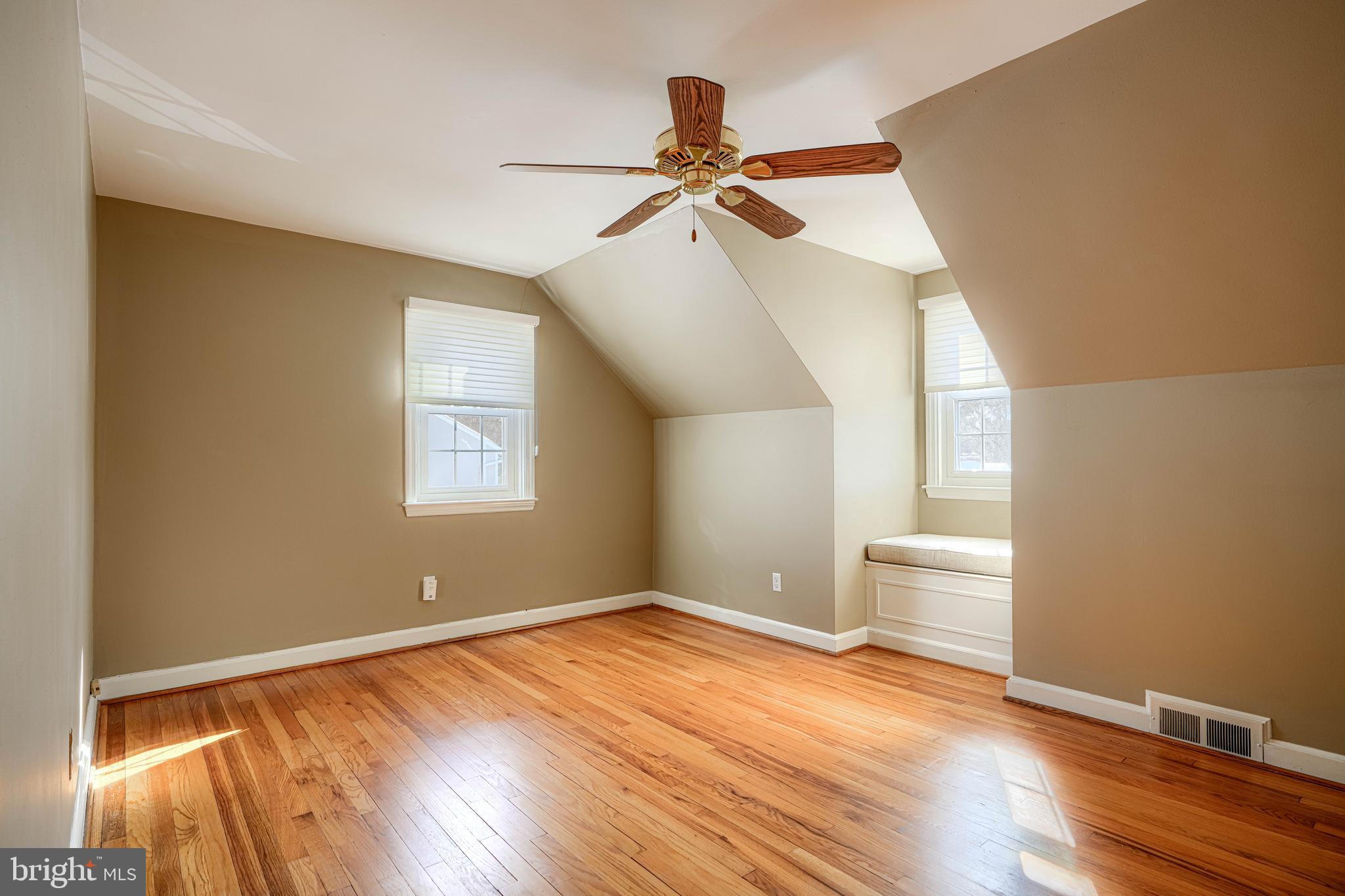 RUXTON - Residential