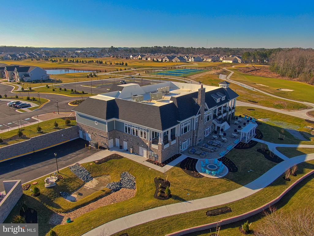 PLANTATION LAKES - Residential