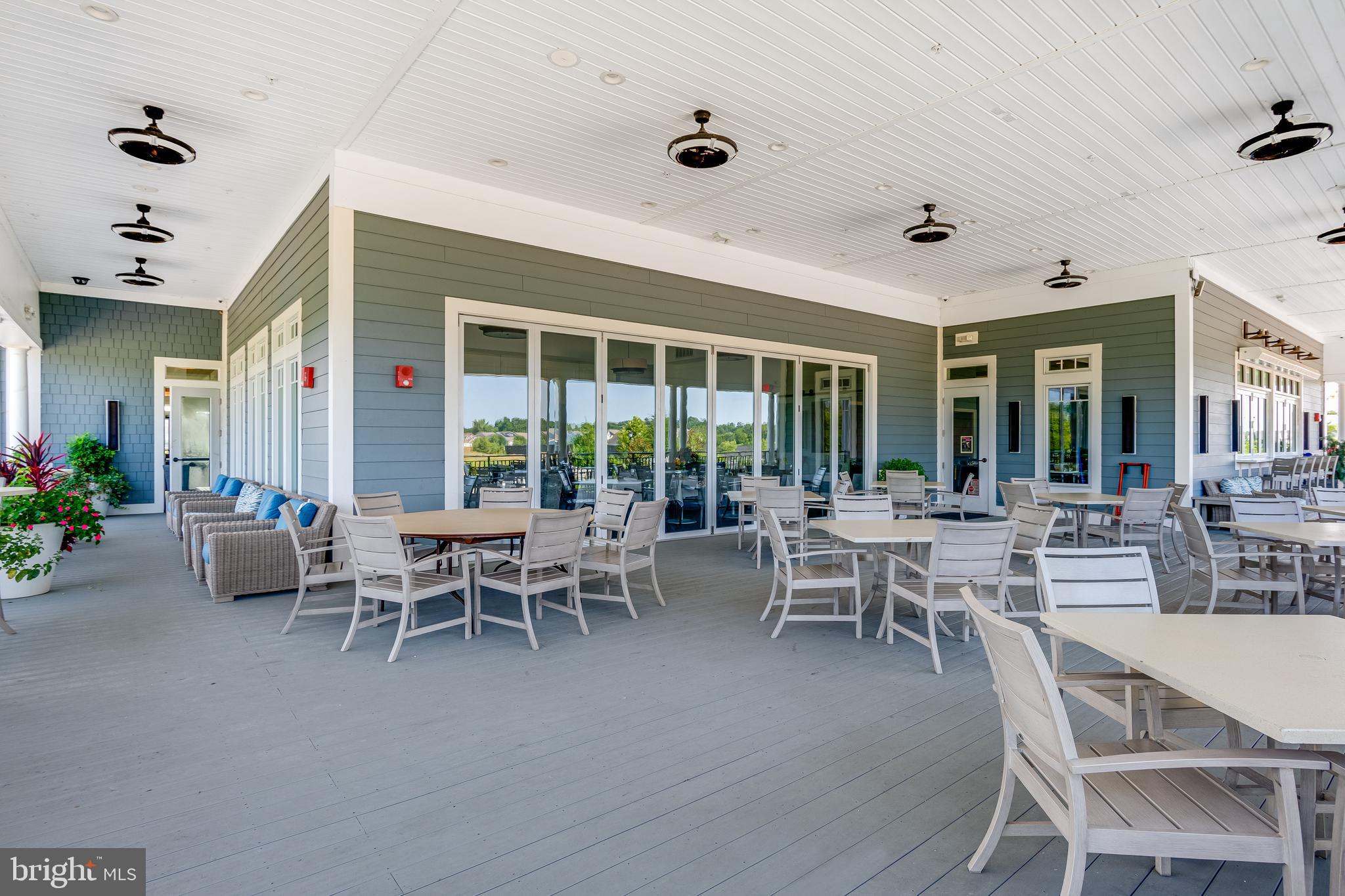 PLANTATION LAKES - Residential