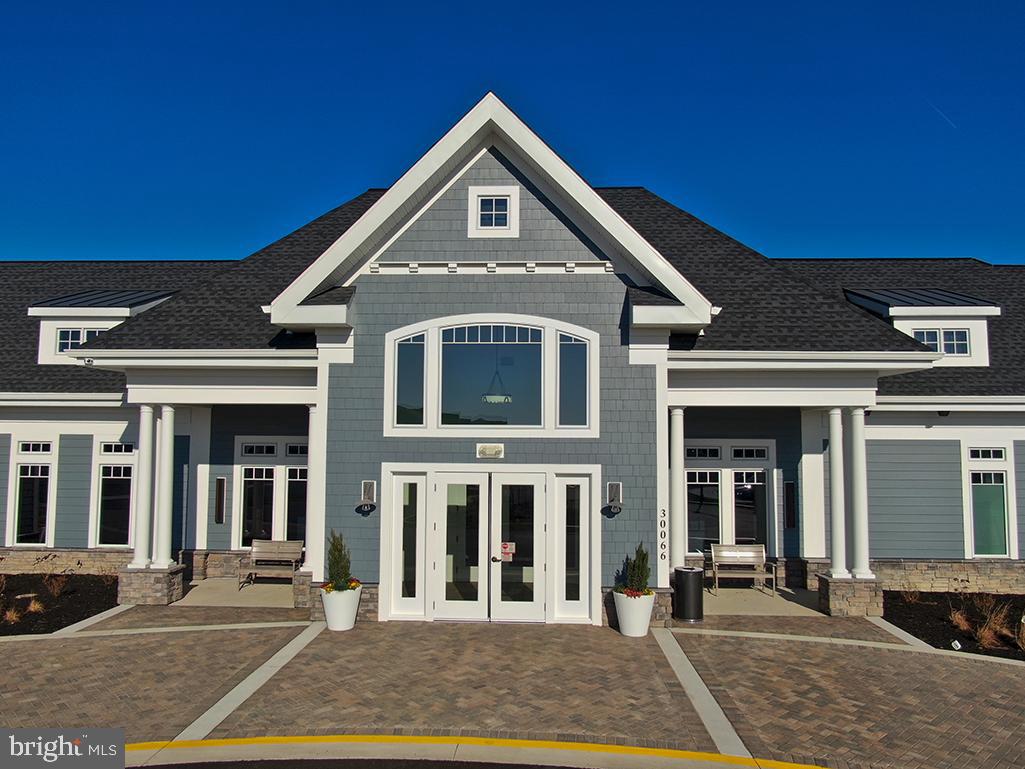 PLANTATION LAKES - Residential