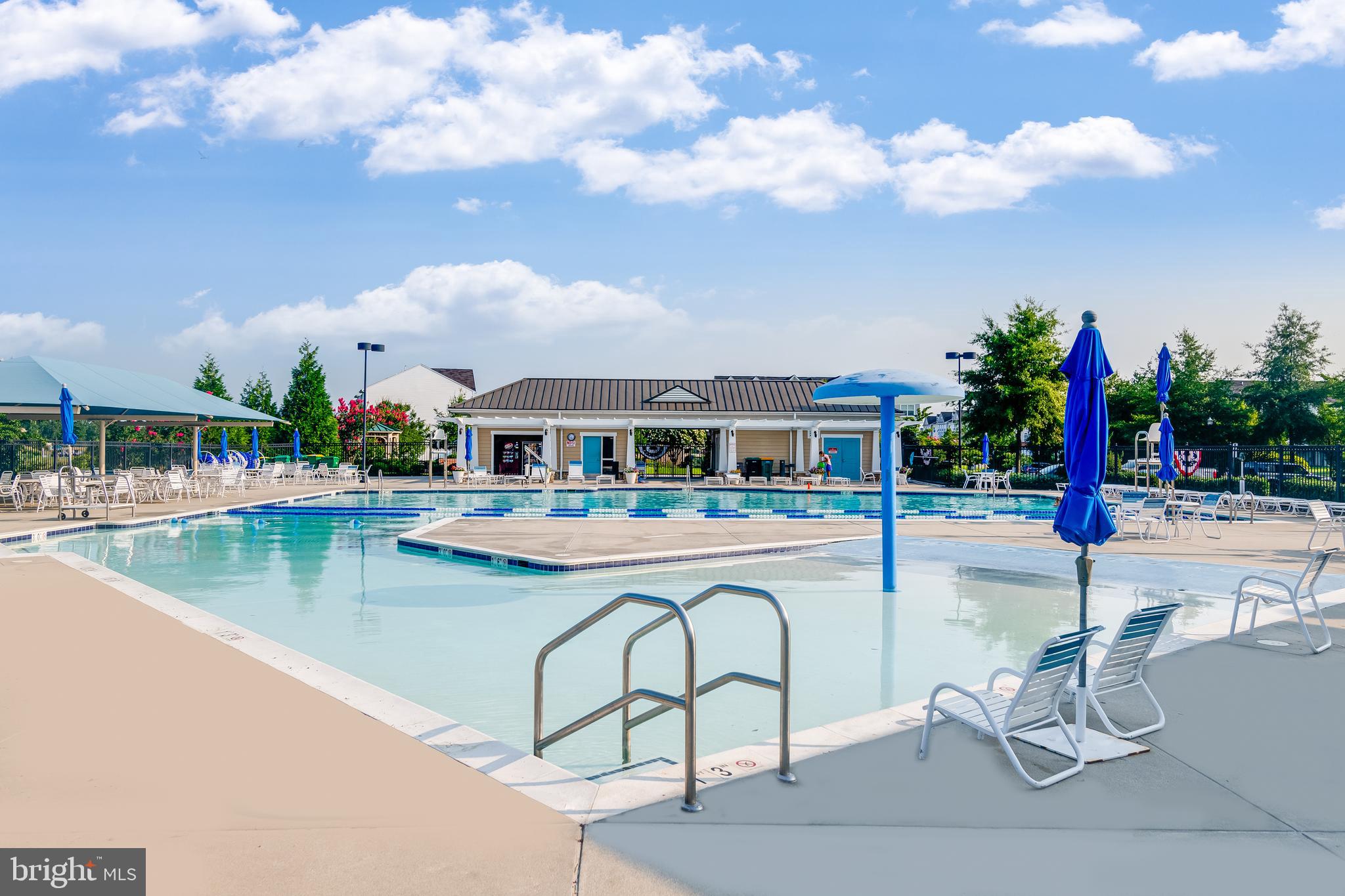 PLANTATION LAKES - Residential