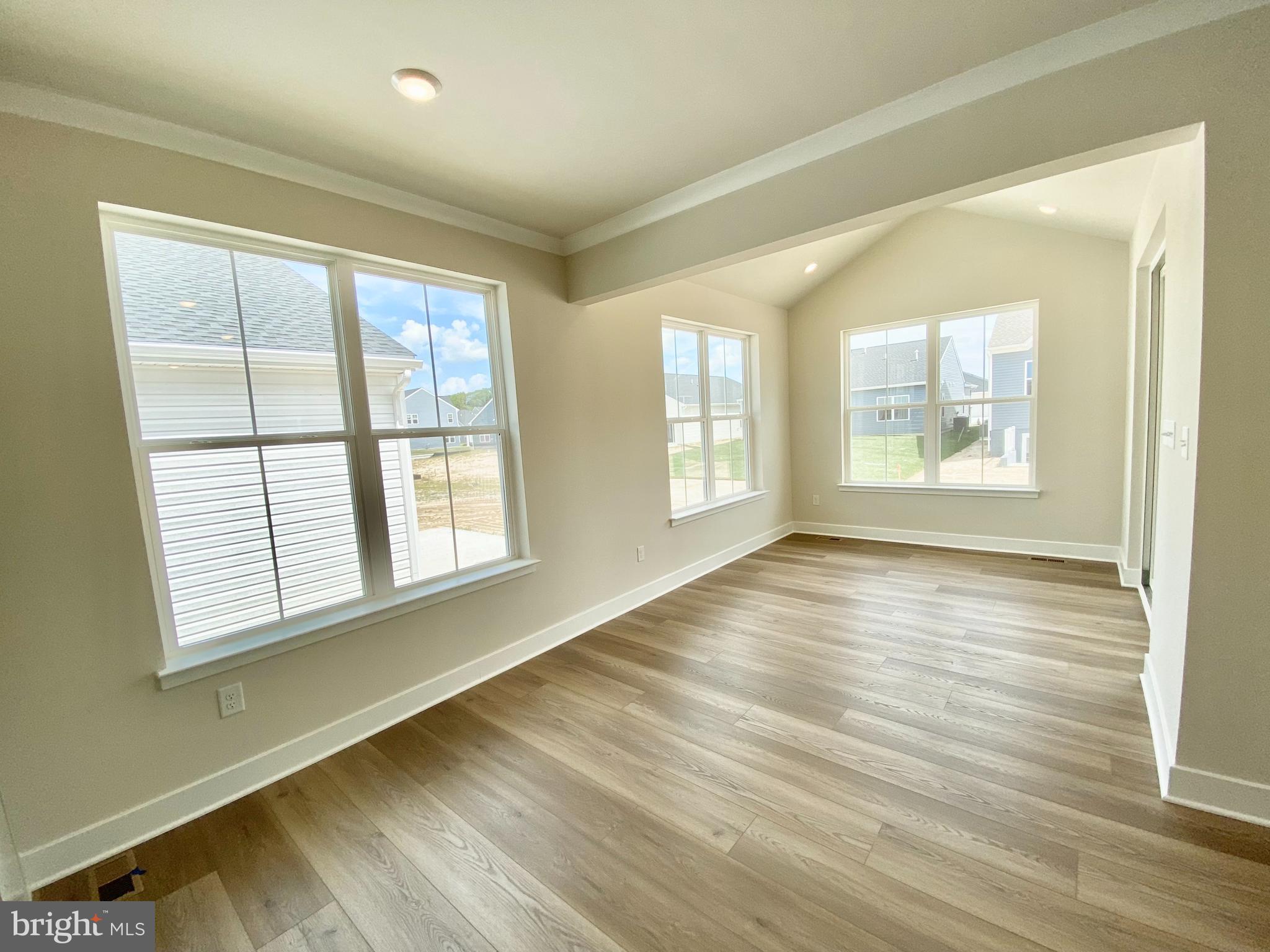 PLANTATION LAKES - Residential