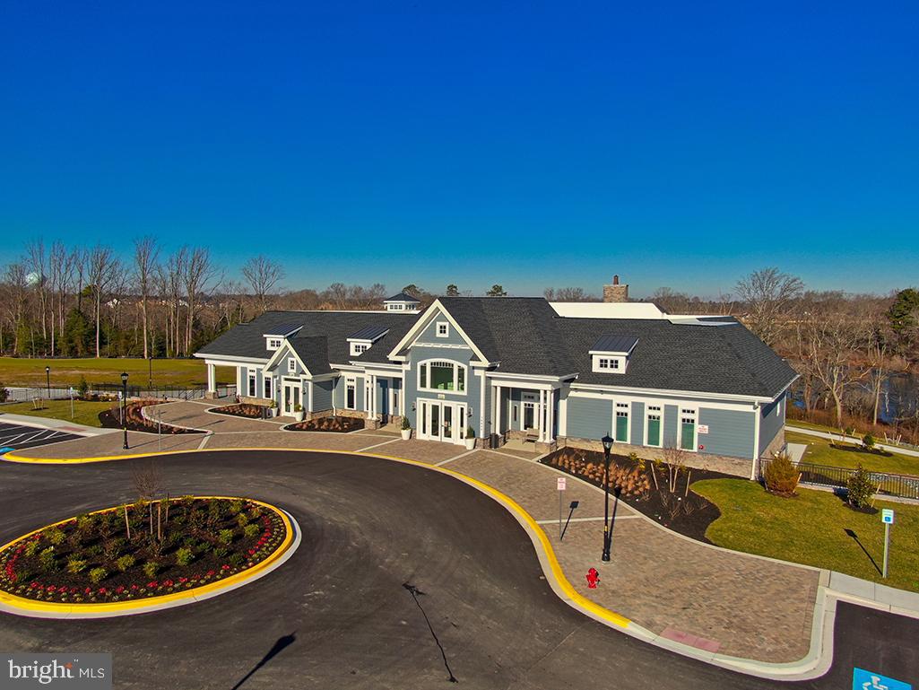 PLANTATION LAKES - Residential