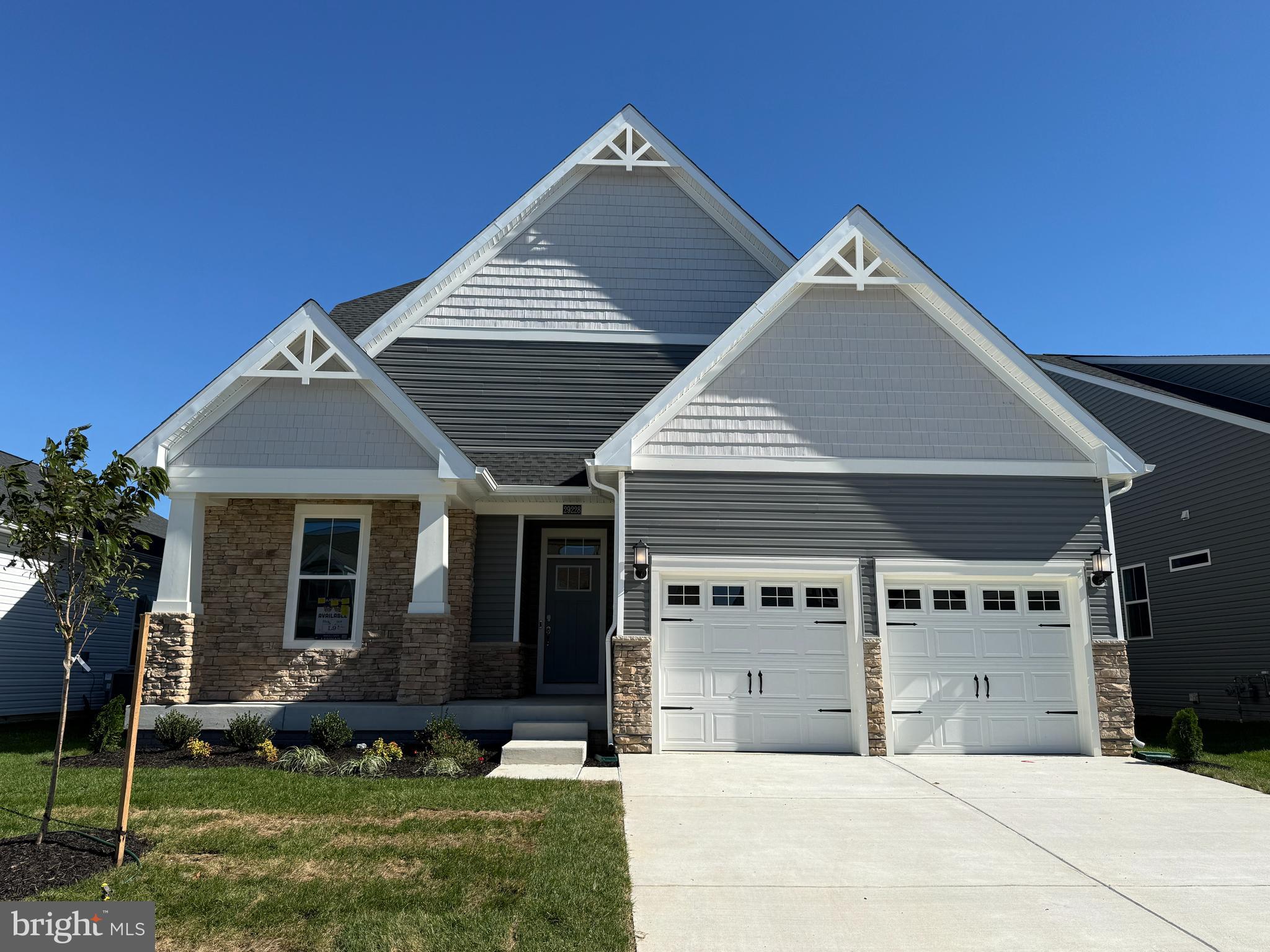 PLANTATION LAKES - Residential