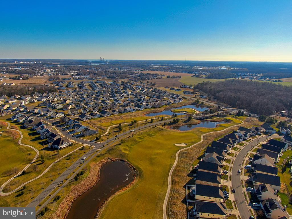 PLANTATION LAKES - Residential