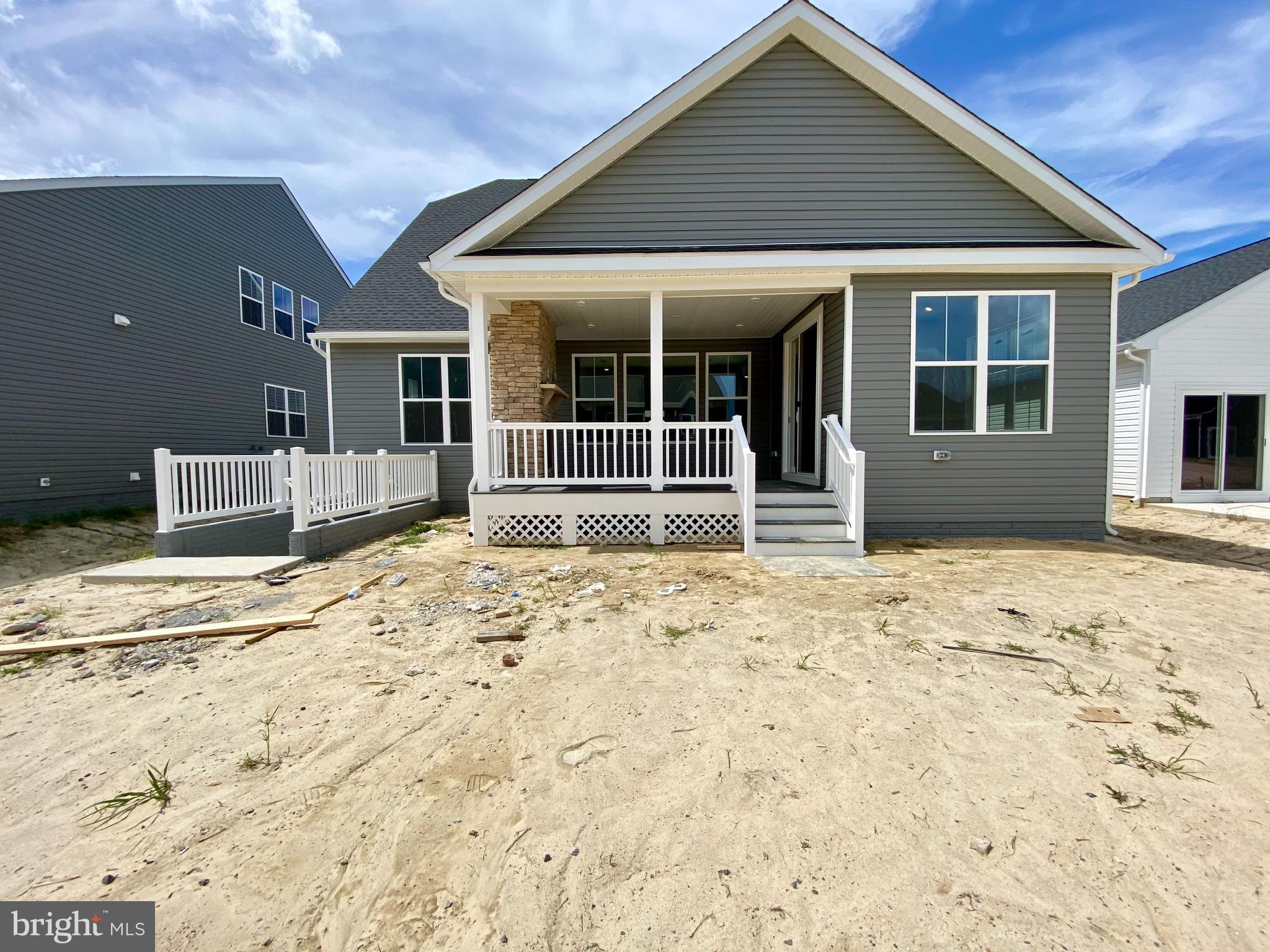 PLANTATION LAKES - Residential