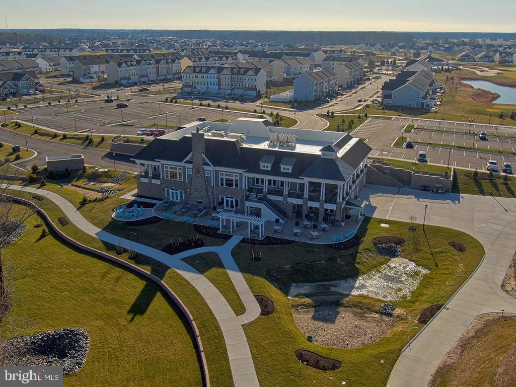 PLANTATION LAKES - Residential