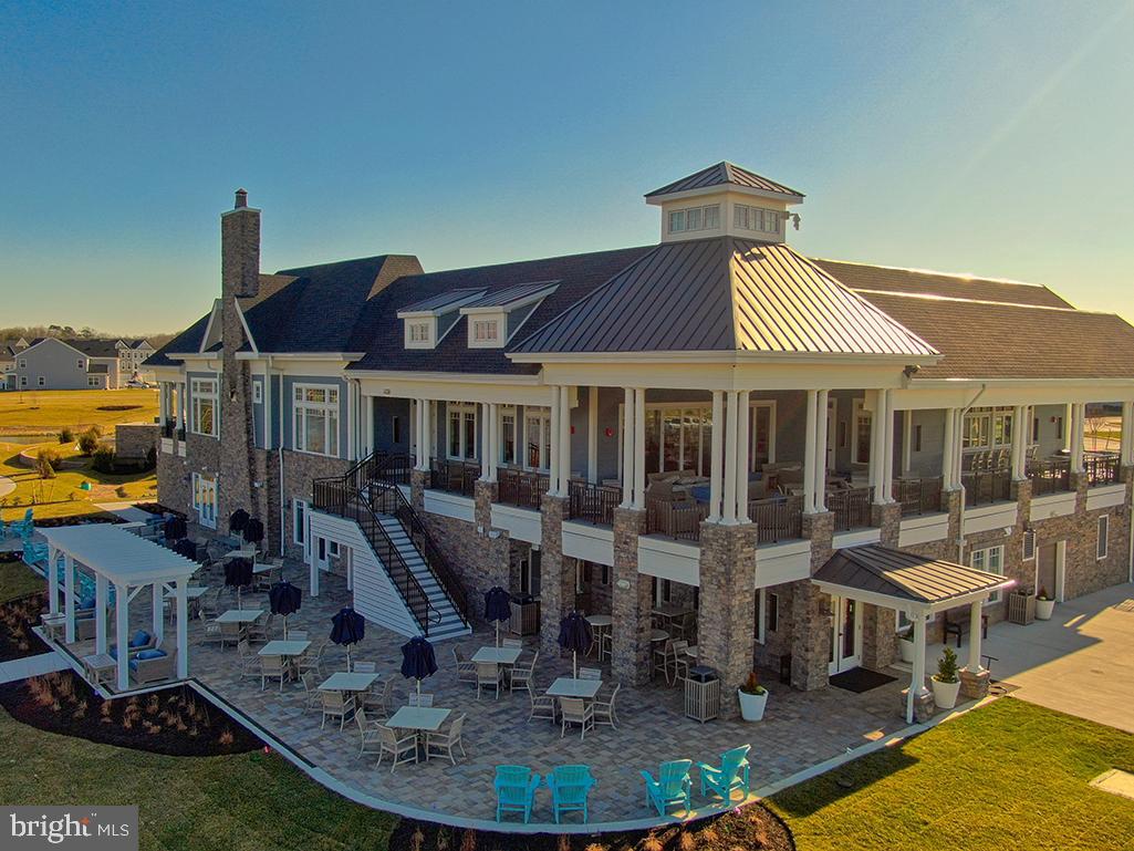 PLANTATION LAKES - Residential