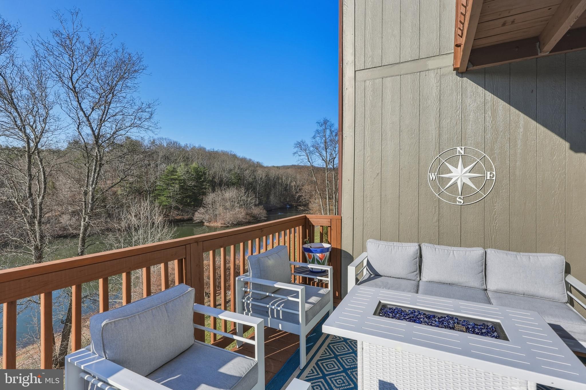 THE WOODS RESORT - Residential