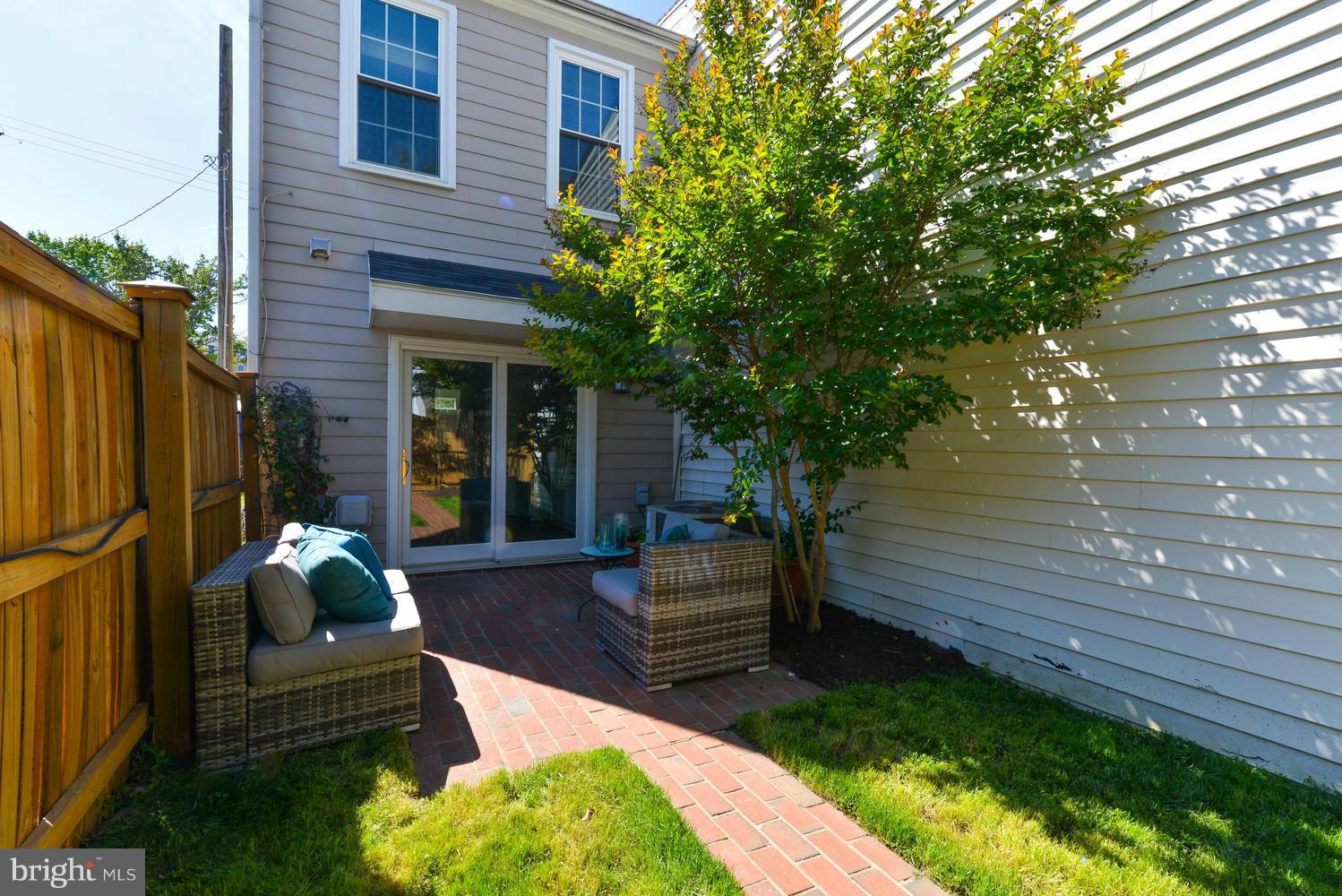 OLD TOWN - Residential