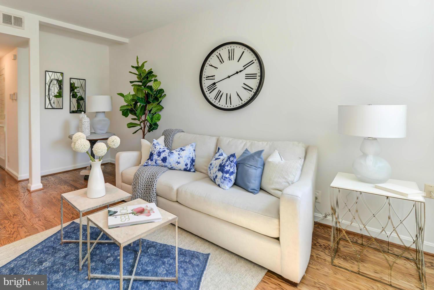 OLD TOWN - Residential