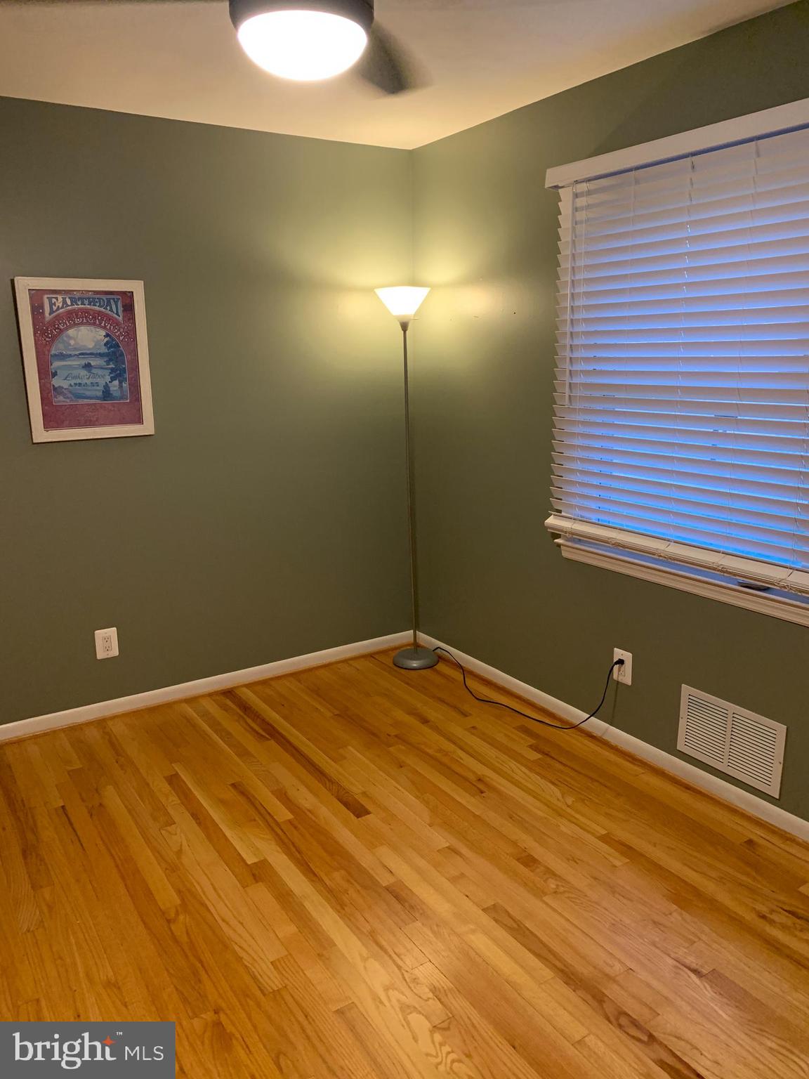 GREENTOP MANOR - Residential