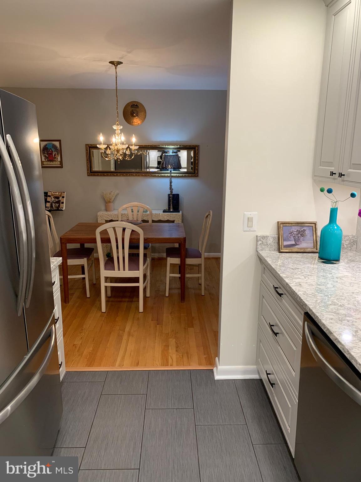 GREENTOP MANOR - Residential