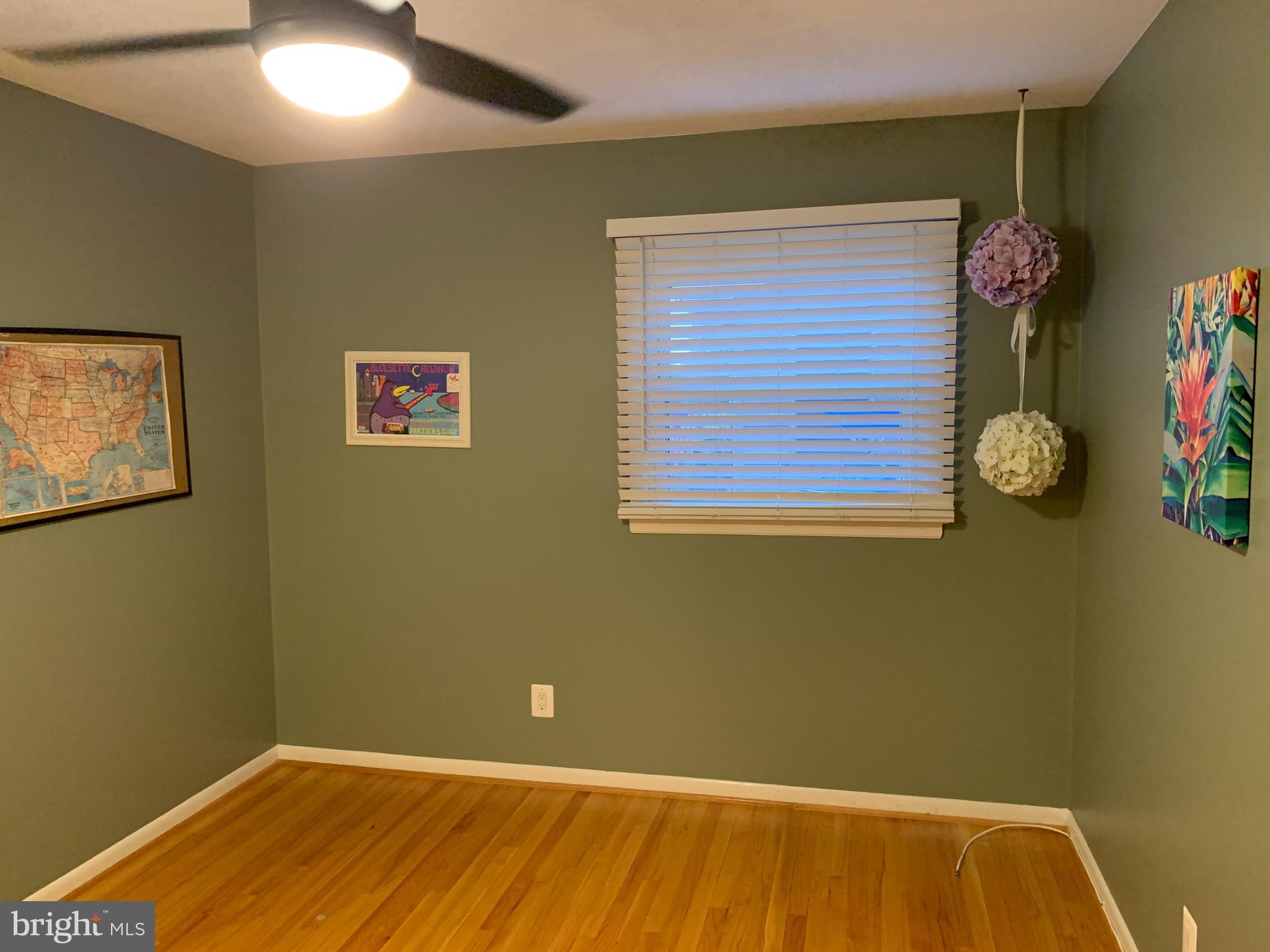 GREENTOP MANOR - Residential