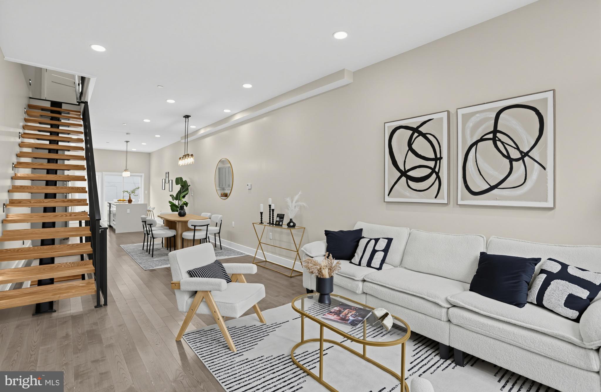 1435 S 8TH STREET
