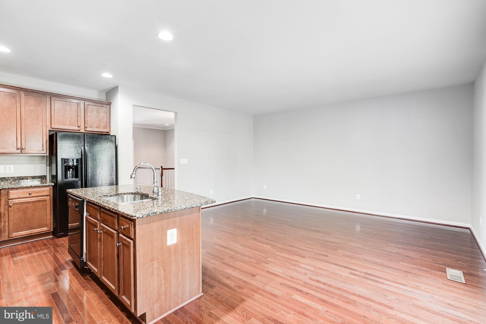 STONE RIDGE SOUTH - Residential Lease