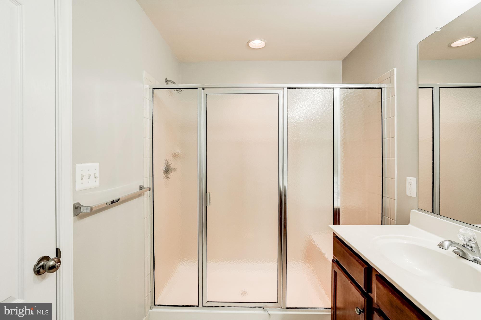 STONE RIDGE SOUTH - Residential Lease