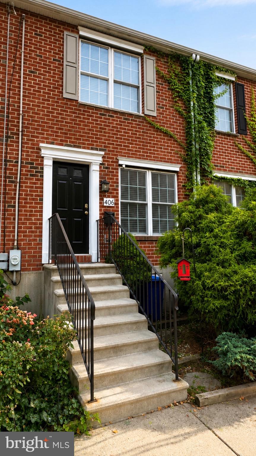 406 BROWN STREET