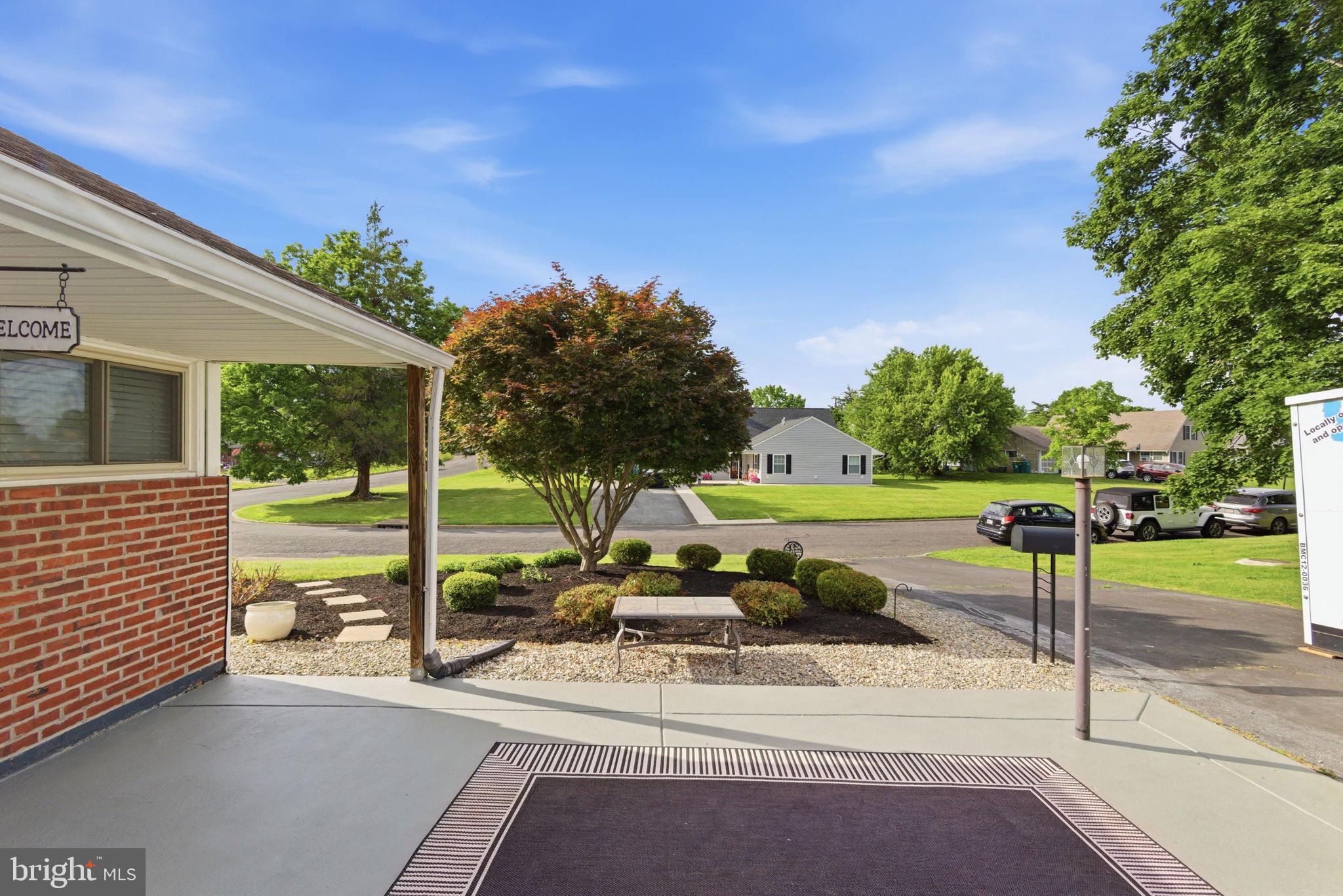 78 FORSYTHIA DRIVE N