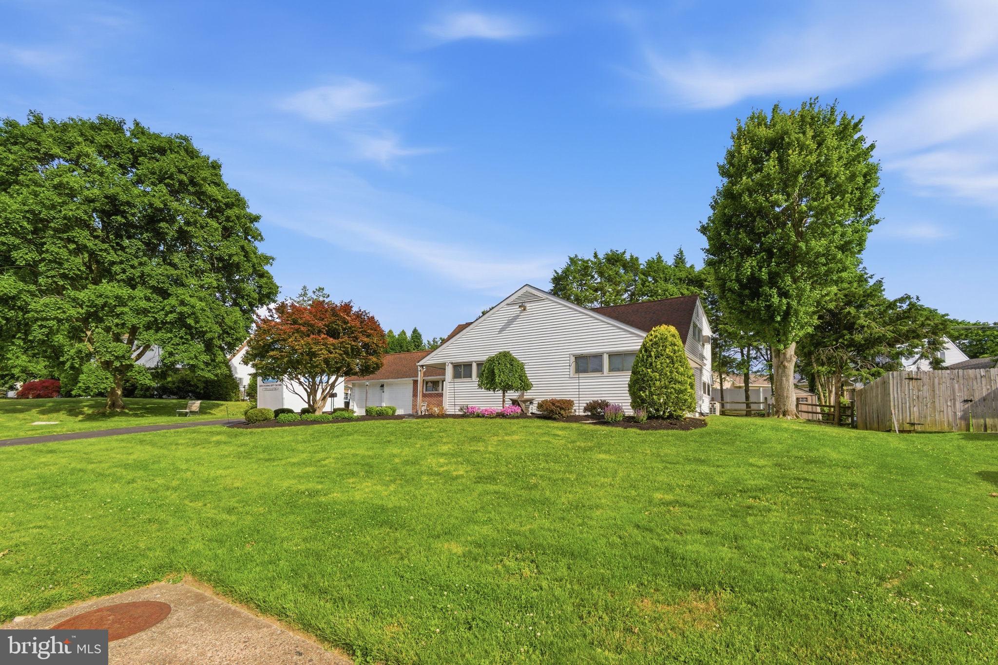 78 FORSYTHIA DRIVE N