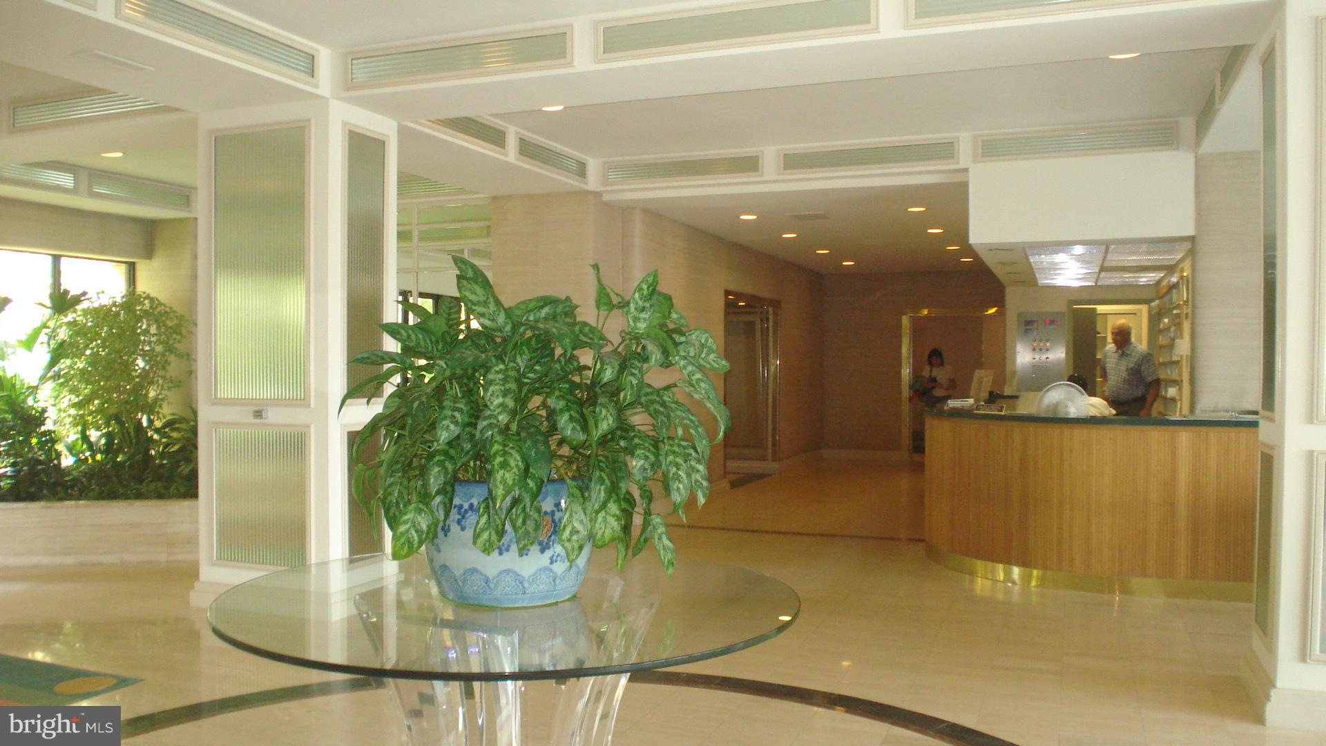 MARINA TOWERS - Residential Lease