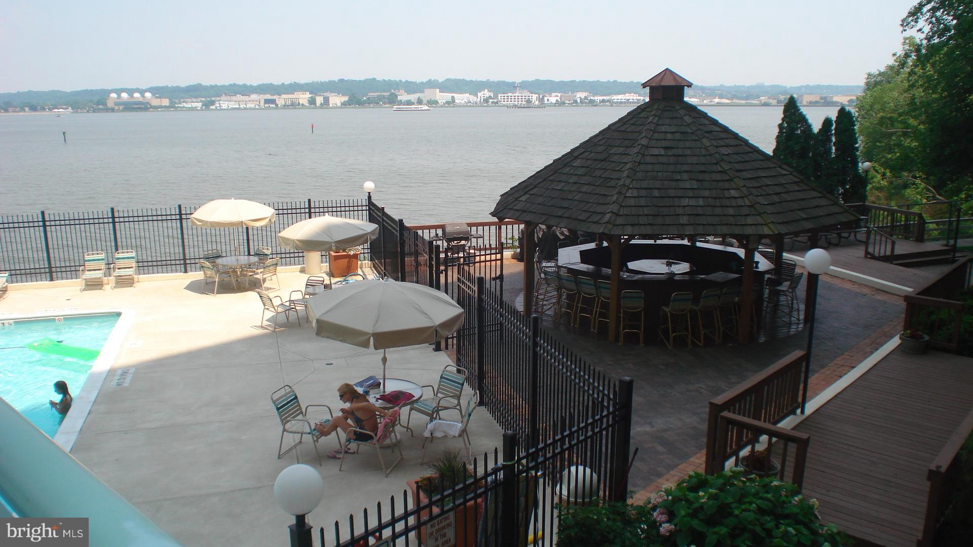 MARINA TOWERS - Residential Lease