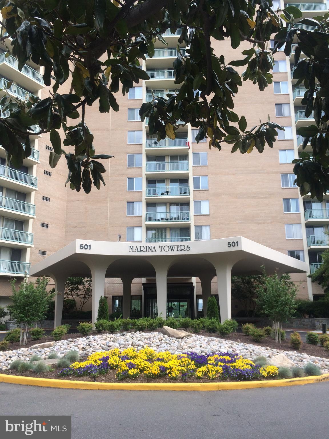 MARINA TOWERS - Residential Lease